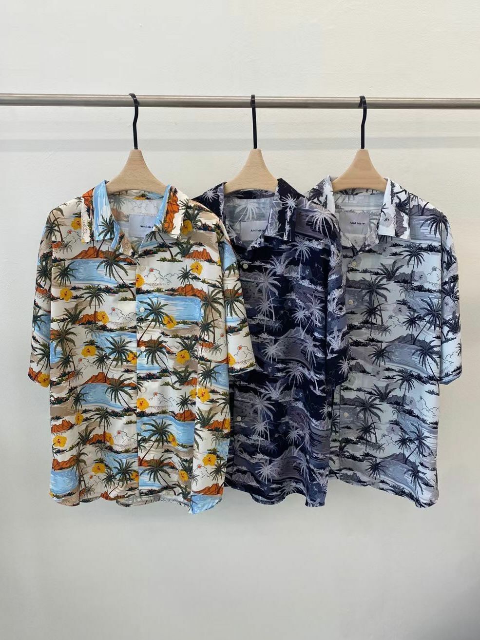 海灘圖案短袖恤衫 And More-049S