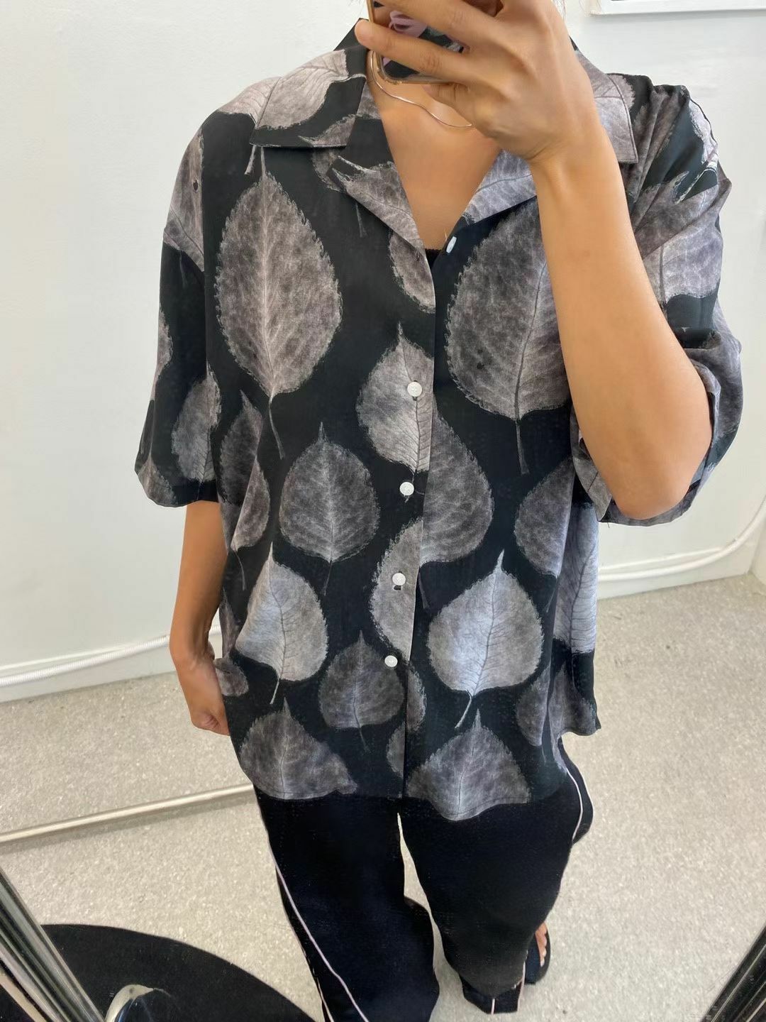 樹葉圖案短袖恤衫 And More-050S