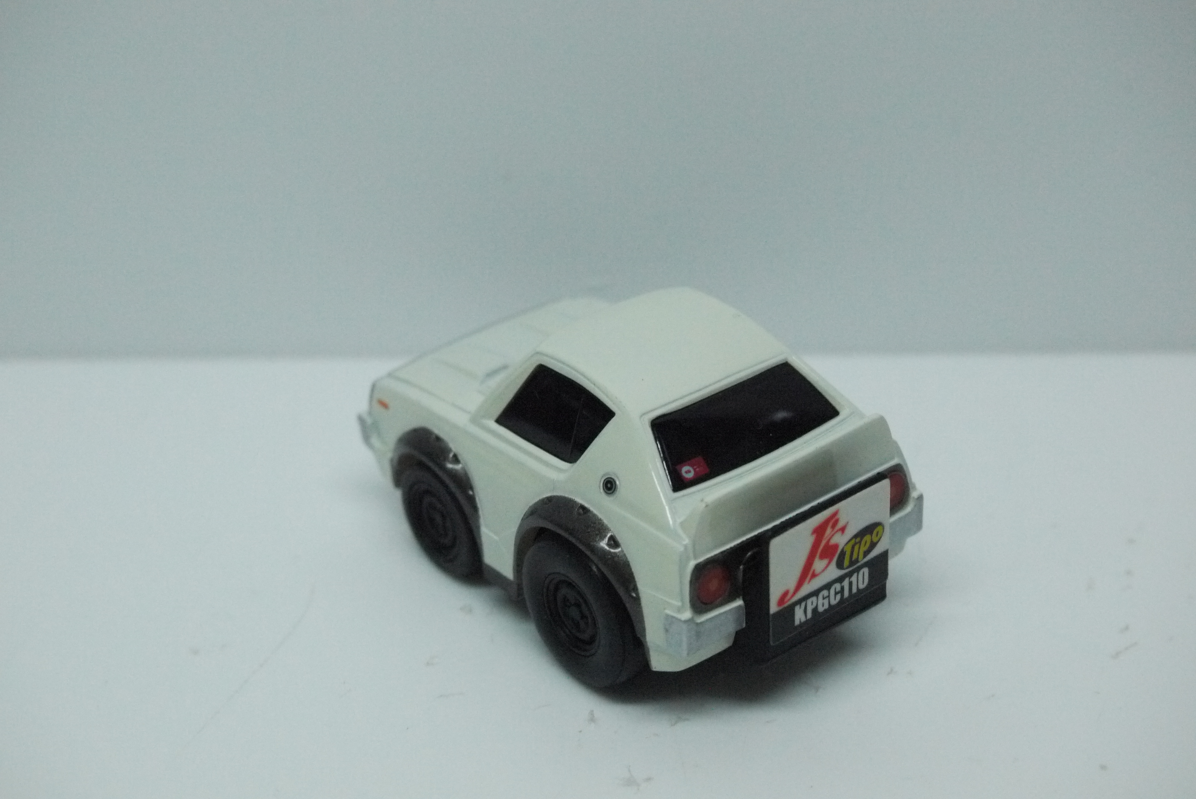 Choro Q Nissan Skyline GTR KPGC110 White Loose