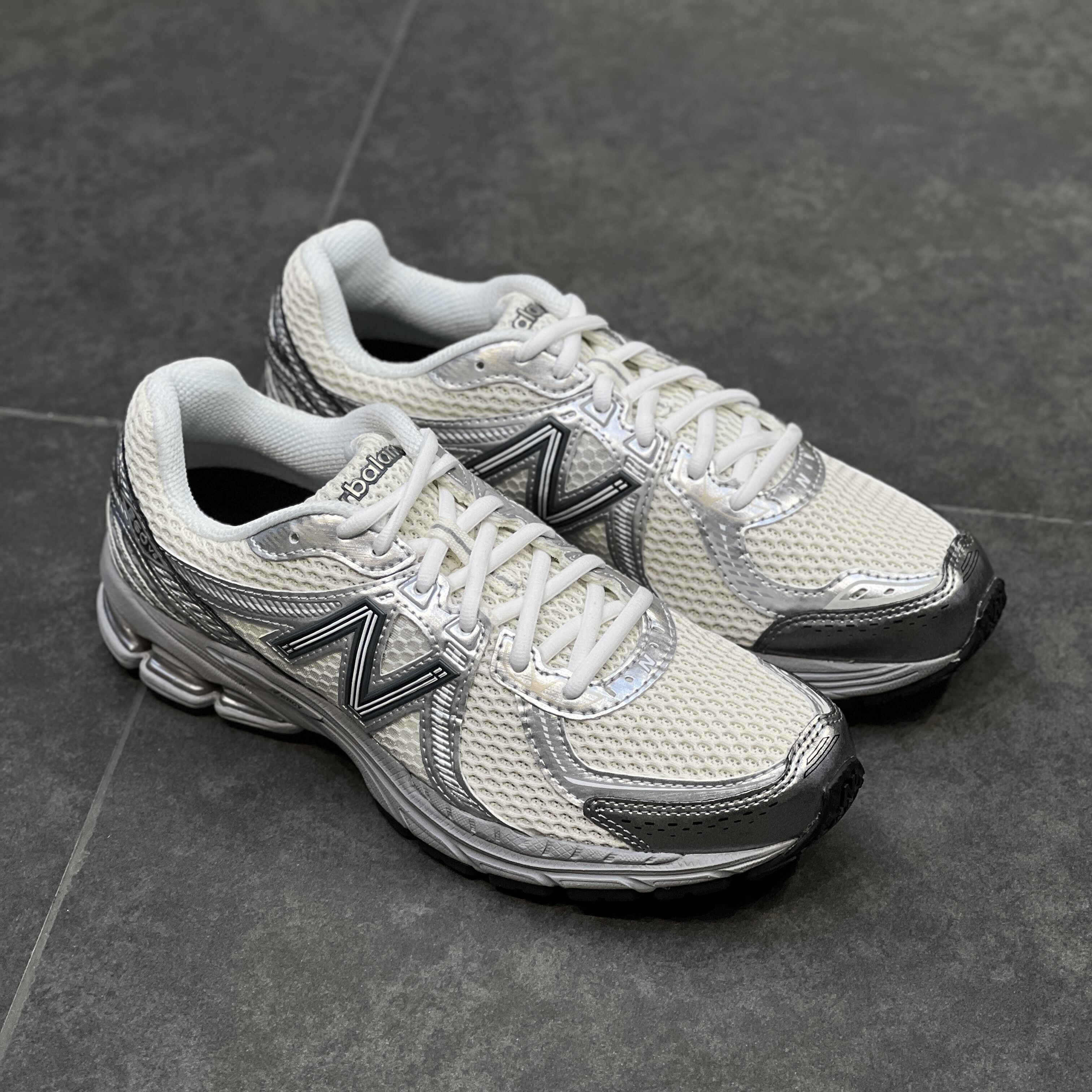 NEW BALANCE 860 NB 奶油銀 白銀 復古 機能 男鞋 ML860GO2 / 調貨
