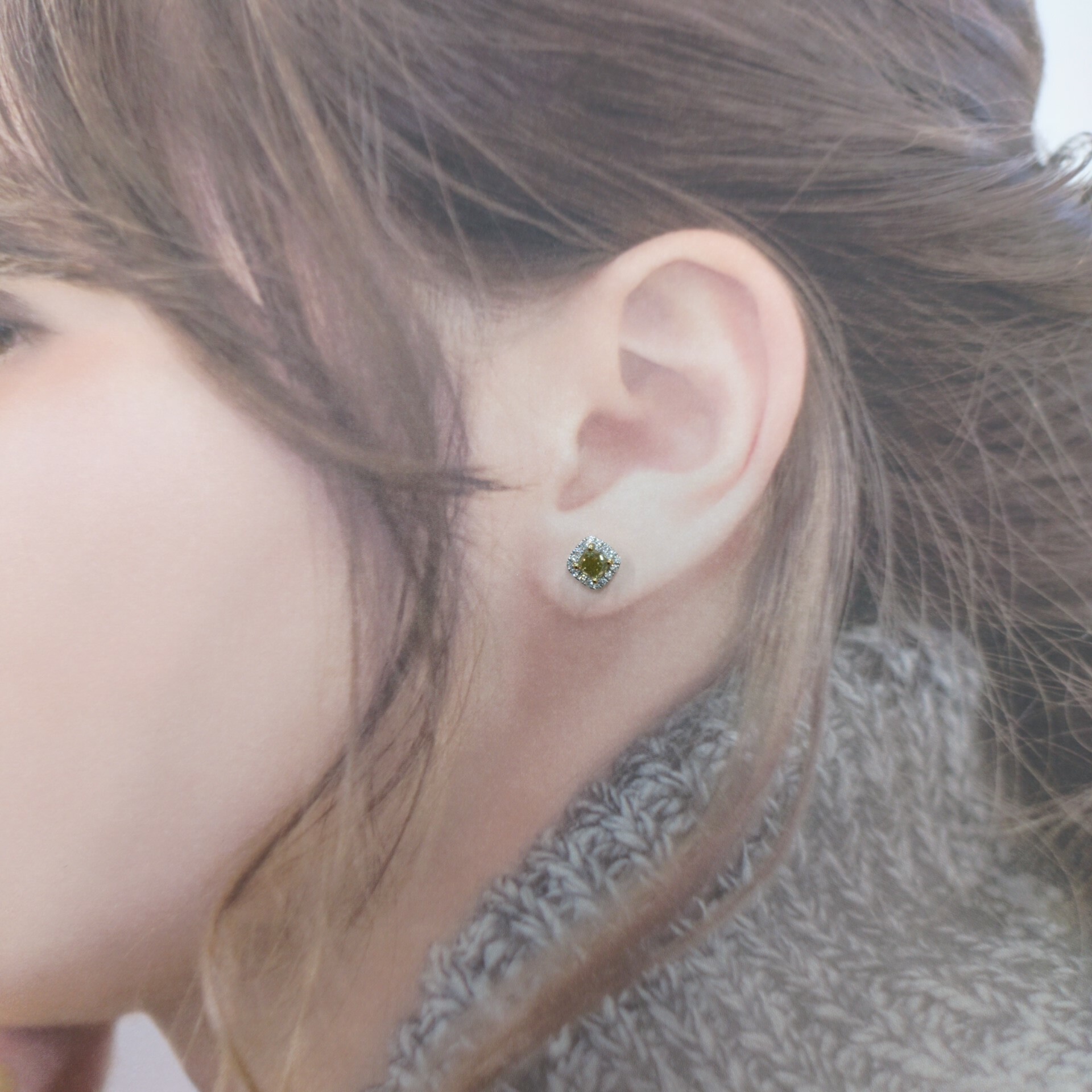 18K Gold 1.16ct Cushion Cut Diamond Earrings