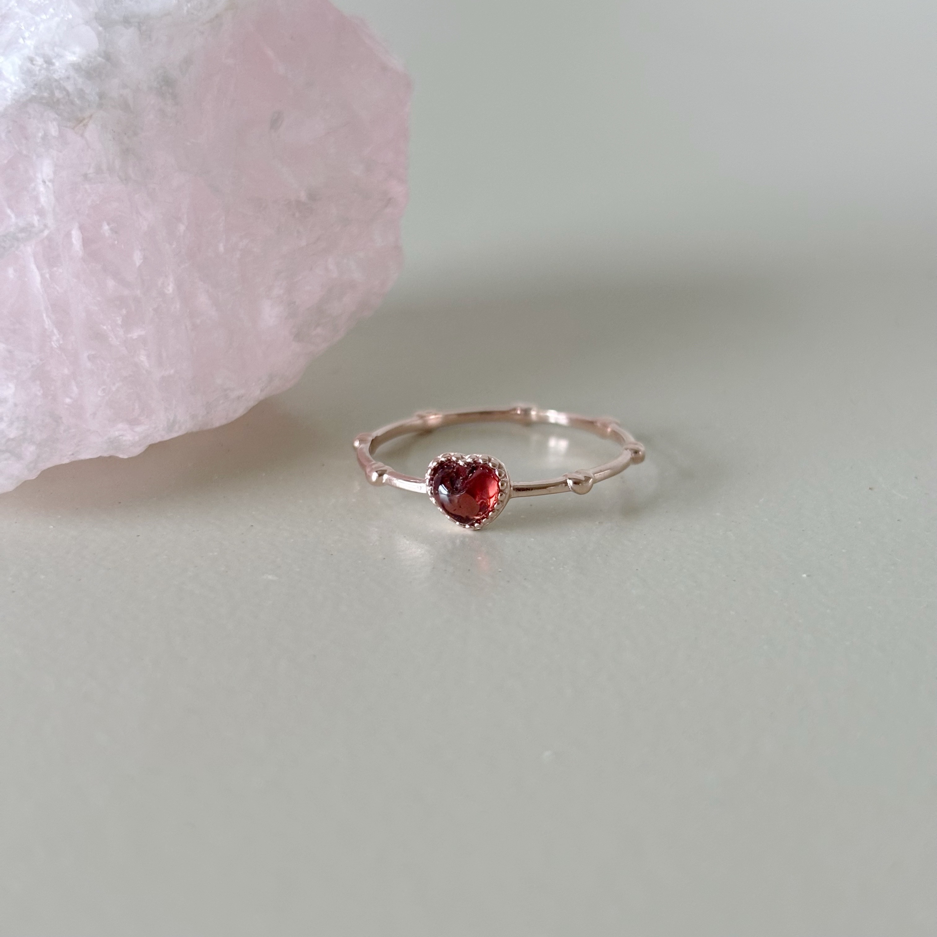 愛心蛋糕塔Rosary石榴石戒指