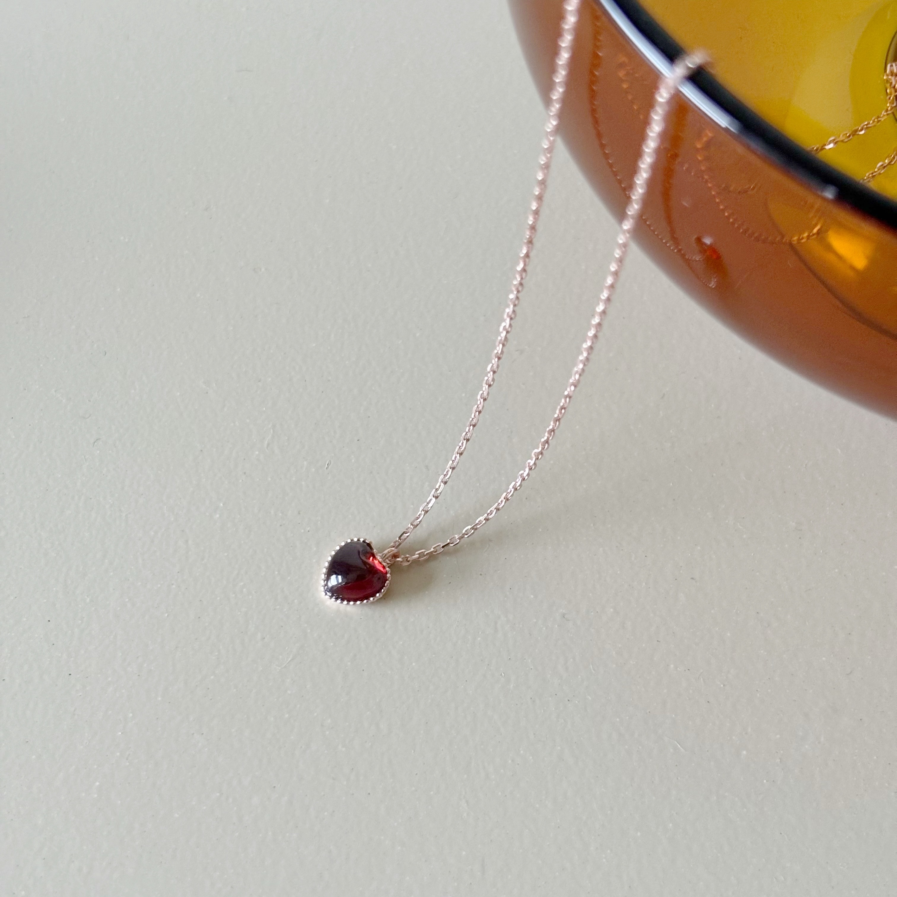 愛心蛋糕塔石榴石項鍊