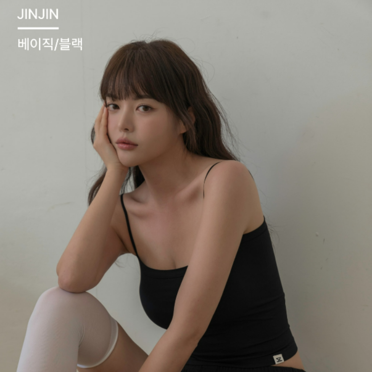 韓國 DOROSIWA 平口冰絲感貼身 Bra Top 背心 一般 黑色