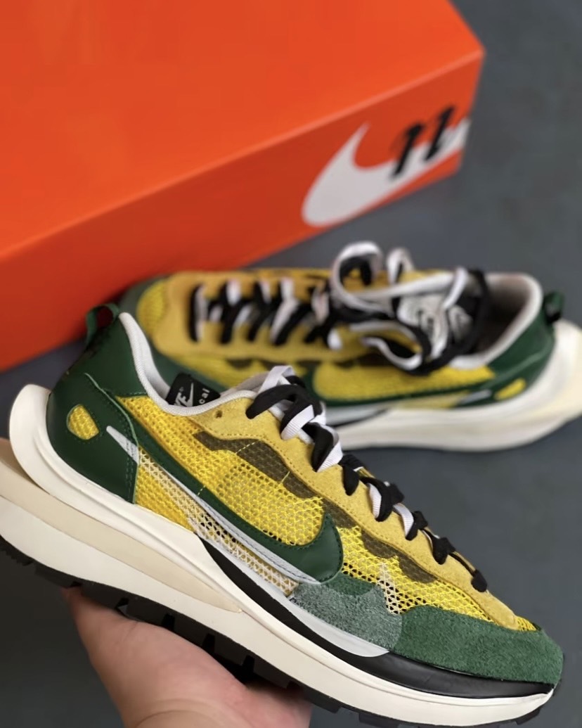 Sacai x Nike VaporWaffle tour yellow CV1363-700