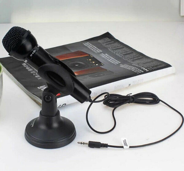 Multimedia Wired Condenser Microphone K300 Microphone + Stand - Black