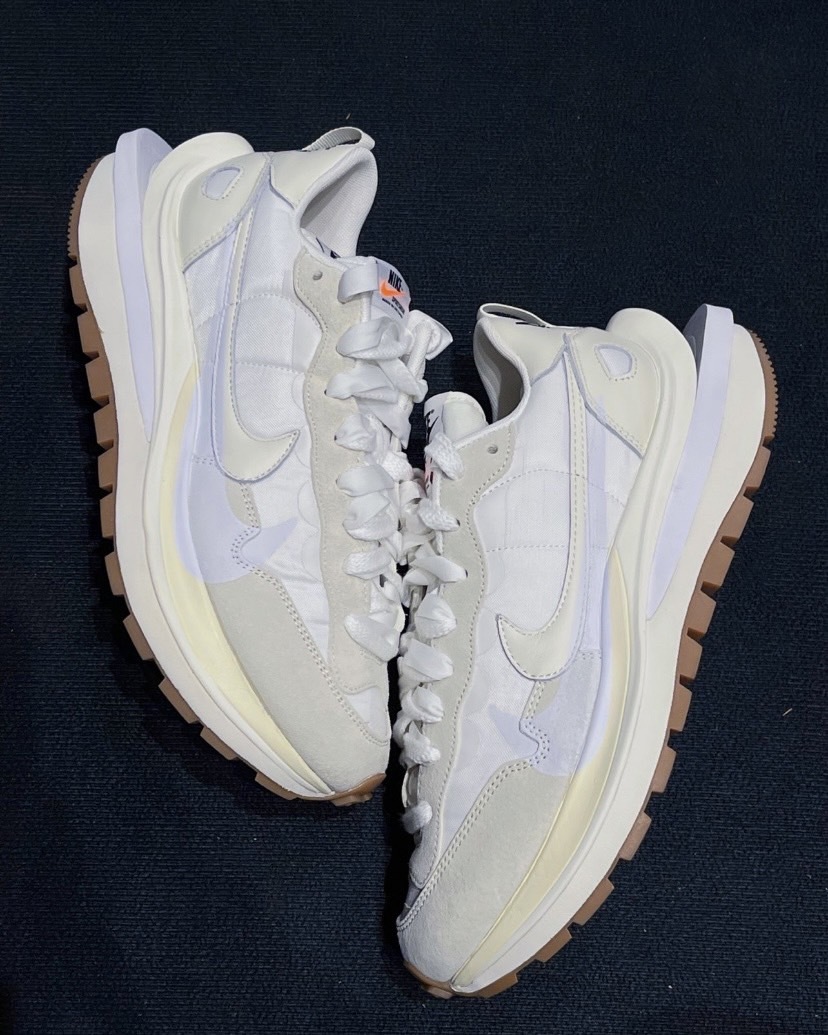 Sacai x Nike VaporWaffle white and gum DD1875-100