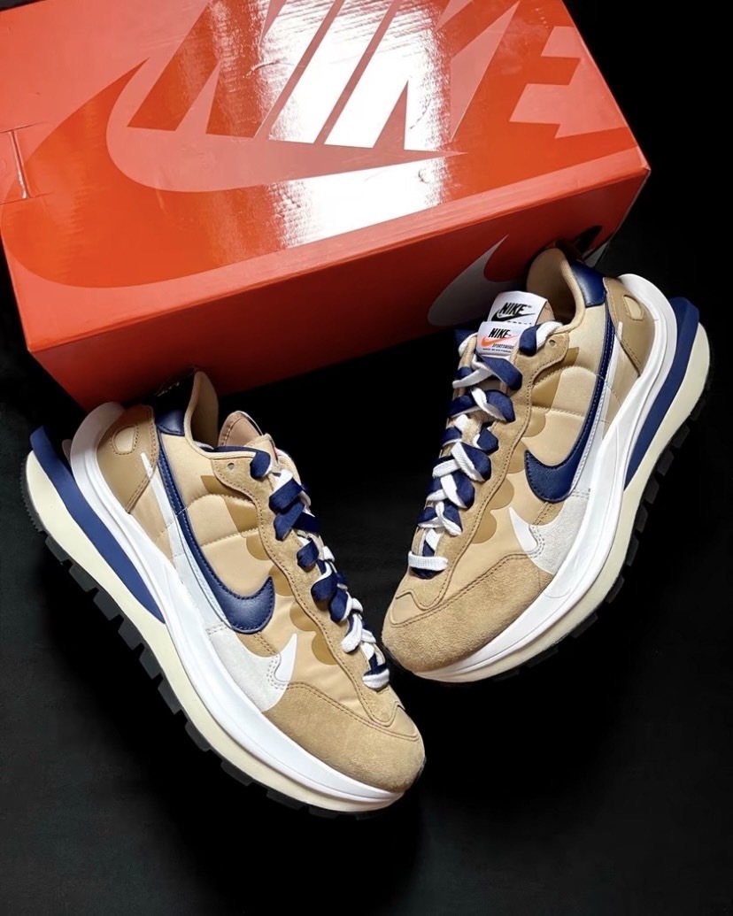 Sacai x Nike VaporWaffle sesame and blue void DD1875-200