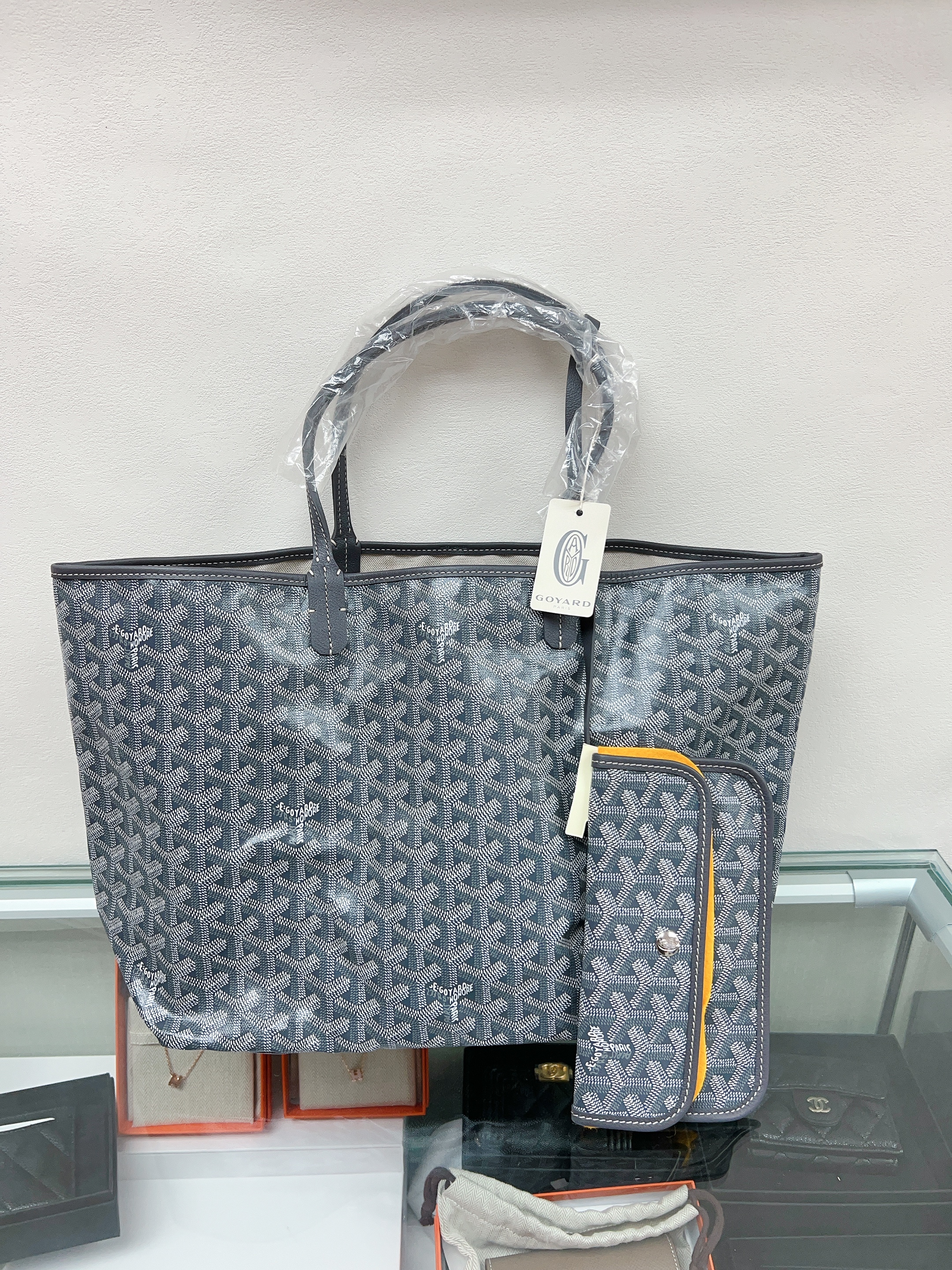 *Brand New* Goyard Saint Louis pm tote (grey)