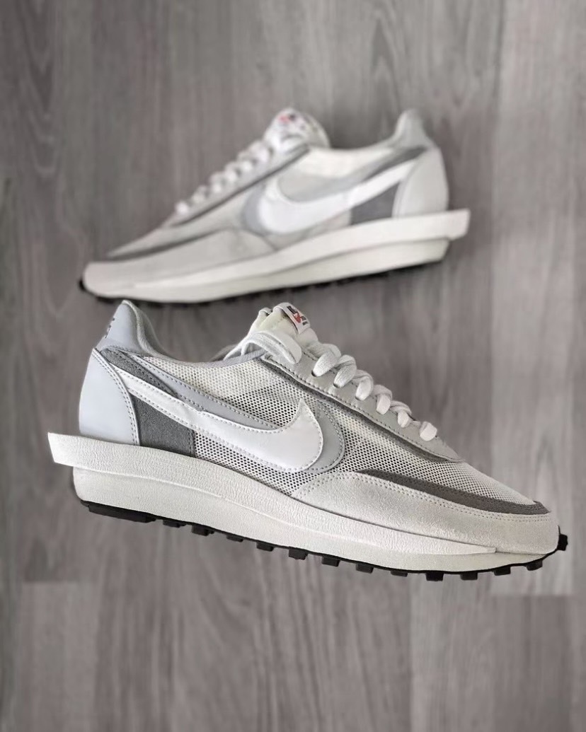 Sacai x Nike LDWaffle BV0073-100