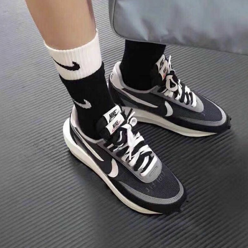 Sacai x Nike Waffle BV0073-001