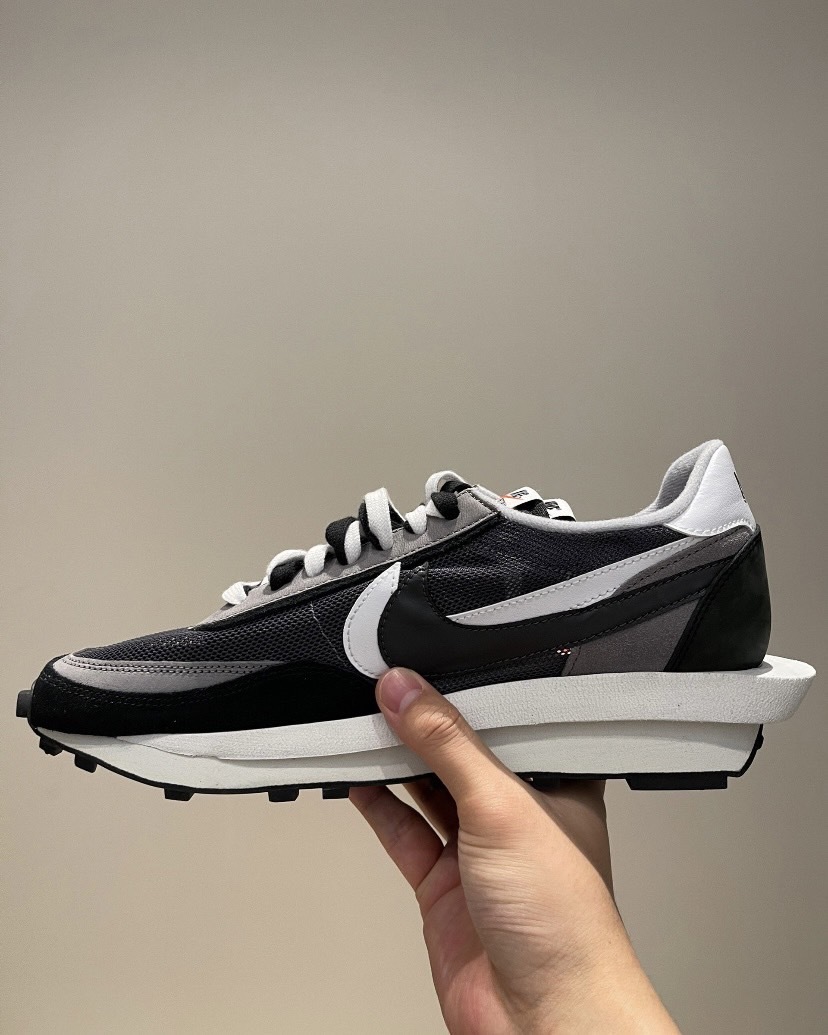Sacai x Nike Waffle BV0073-001
