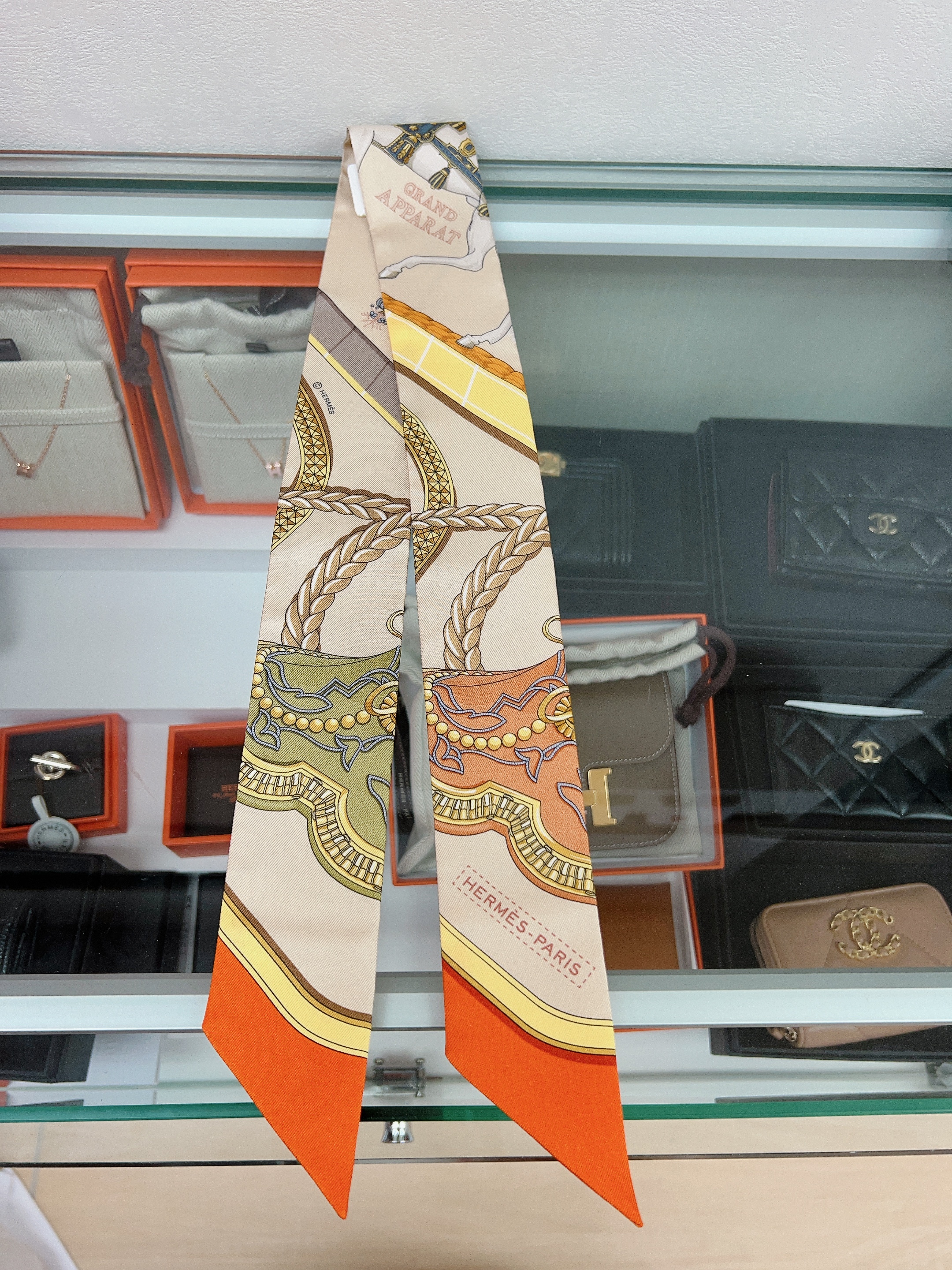 *Unused* Hermes twilly (grand apparat/ orange)