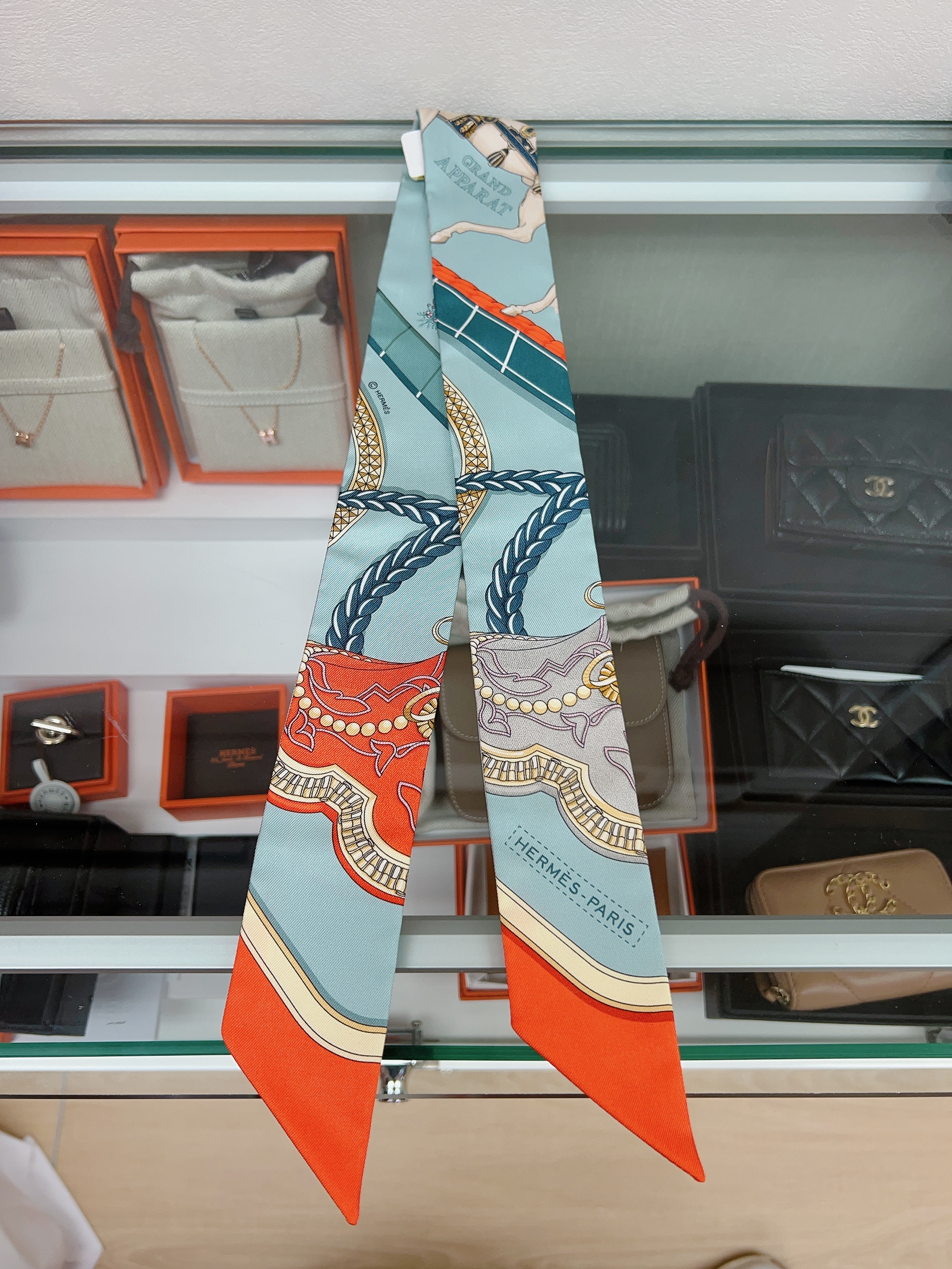 *Unused* Hermes twilly (grand apparat/ blue orange)