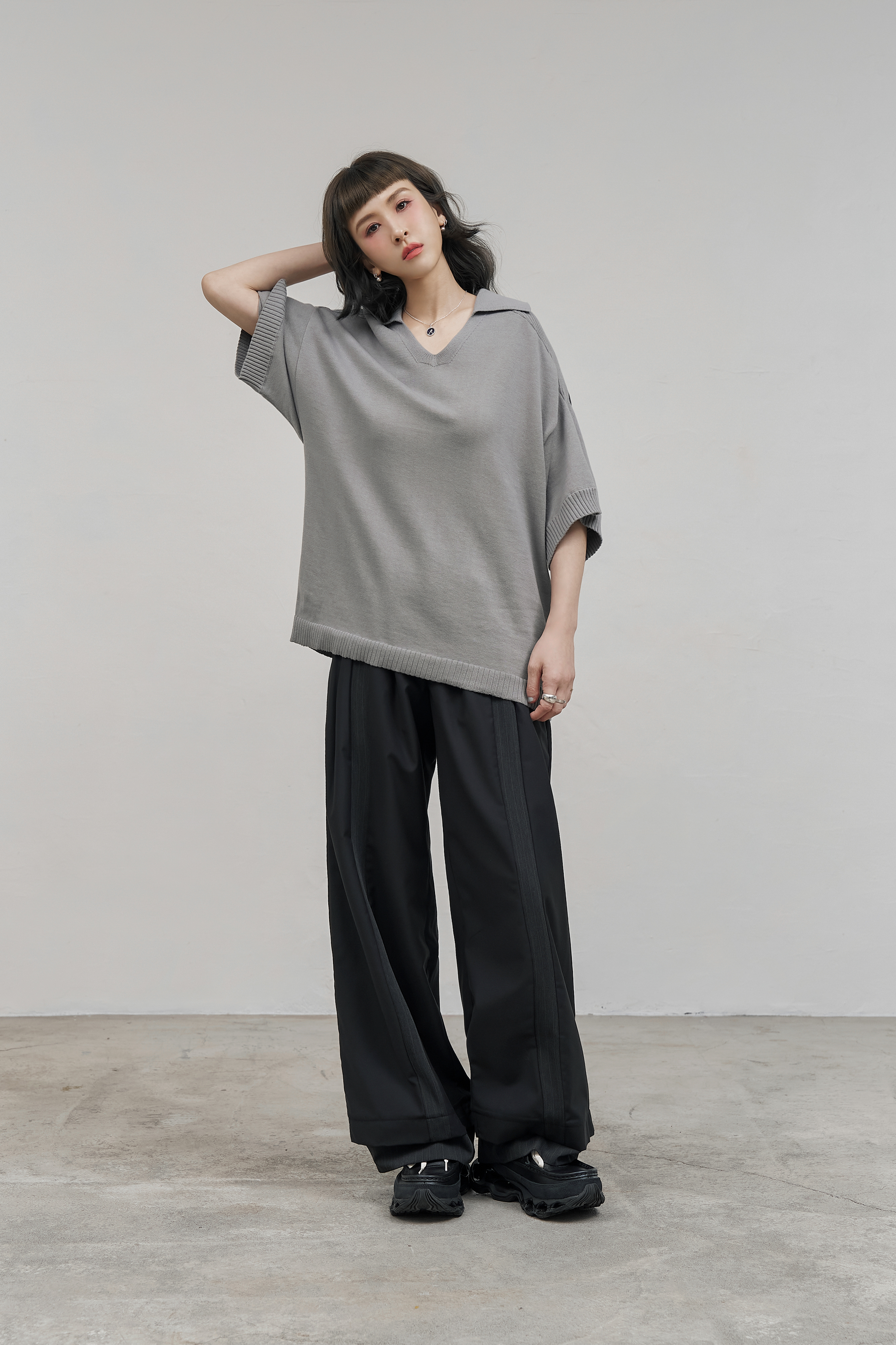 R-Initial Knit Polo Shirt｜Gray