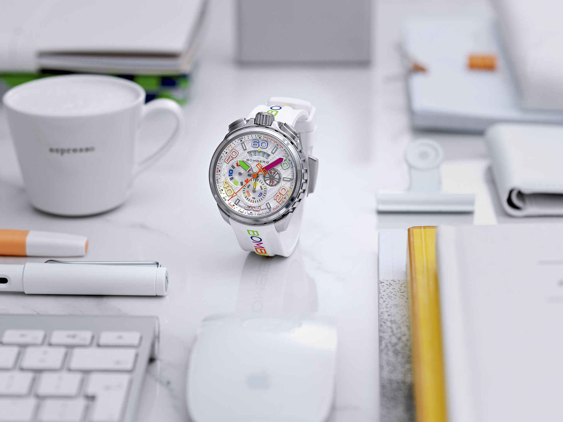 BOMBERG BOLT-68  BOLT-68  炫彩計時碼錶