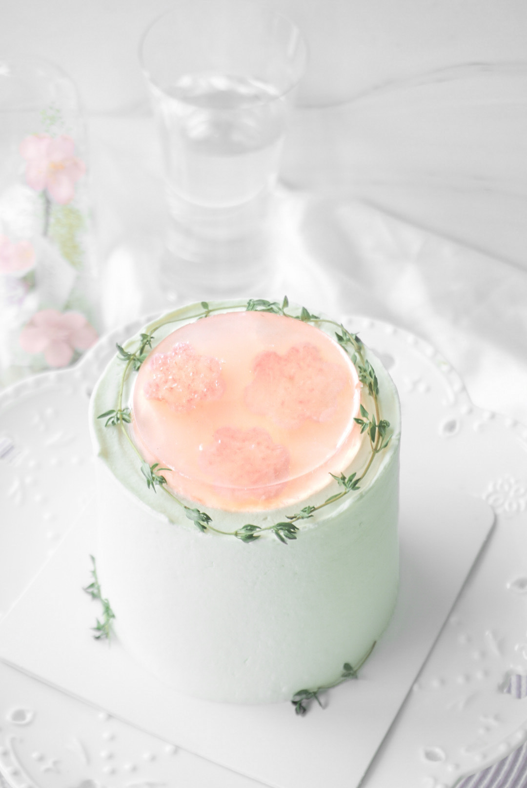 水蜜桃烏龍奶油蛋糕 （季節限定）
