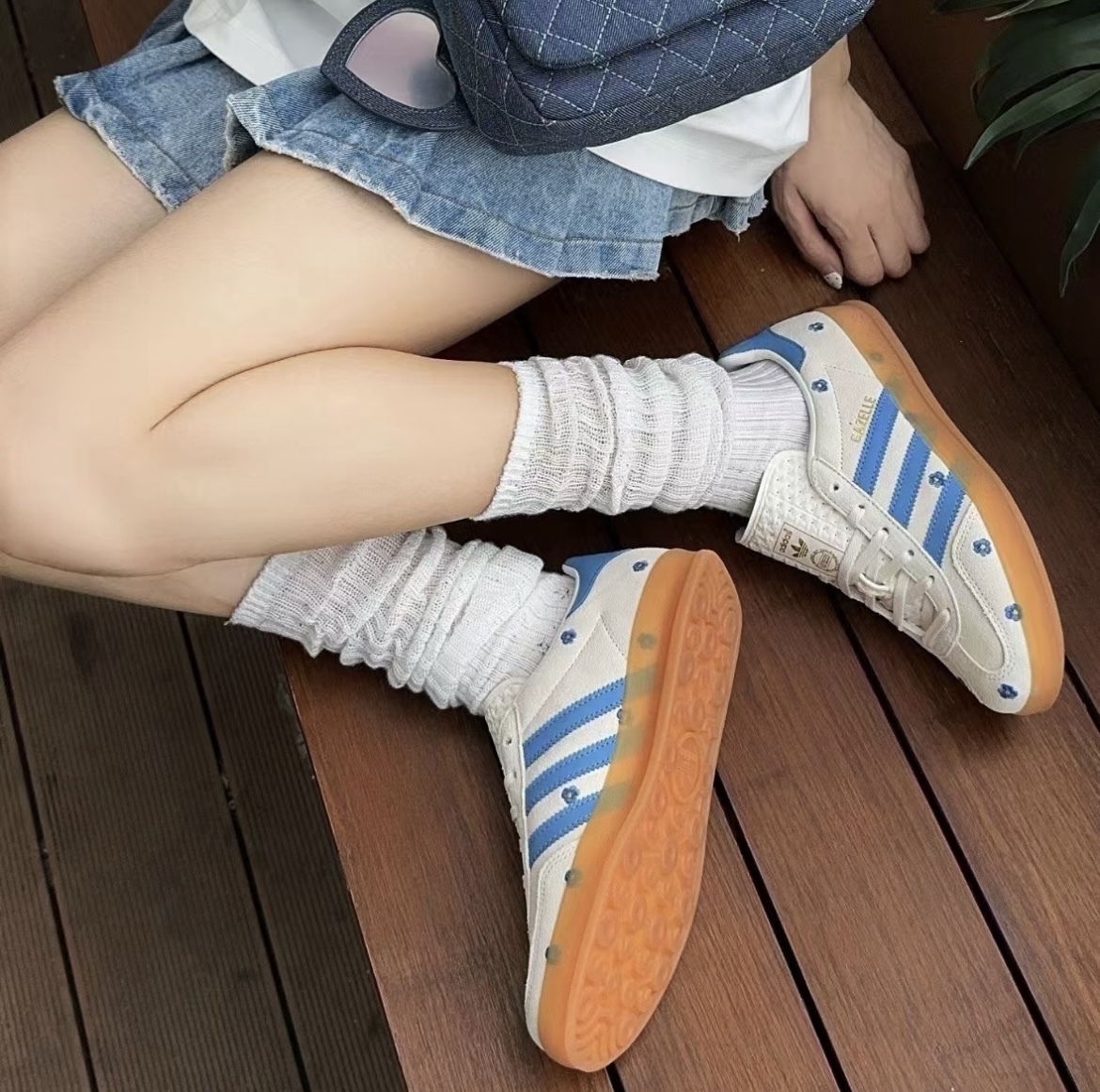 Adidas Gazelle 奶油藍小雛菊