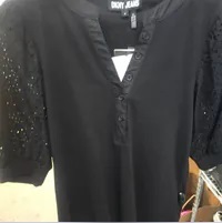 [S] DKNY PUFF SLEEVE EYELET HENLEY TOP,CLOVER BLACK, DJ4T1152-HVL (SD987)