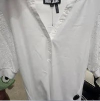 [S] DKNY PUFF SLEEVE EYELET HENLEY TOP,CLOVER WHITE, DJ4T1152-HVQ (SD999)