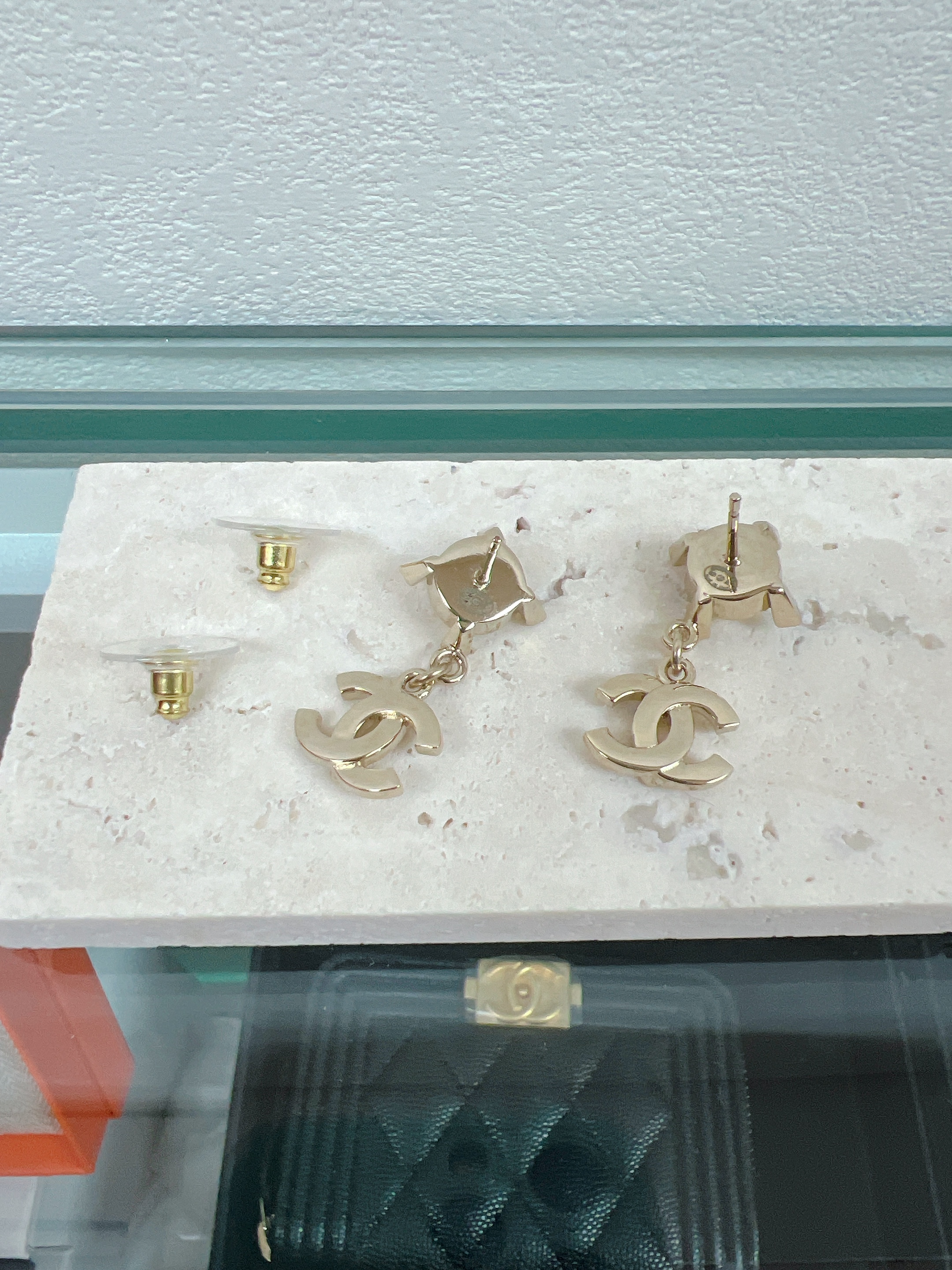 Chanel drop earrings white pearl 21a