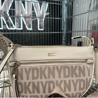 [S] DKNY R41E2D01 ZOIE CREST CROSSBODY,HEMP/COCONUT MILK, 755403868565 (SD1046)