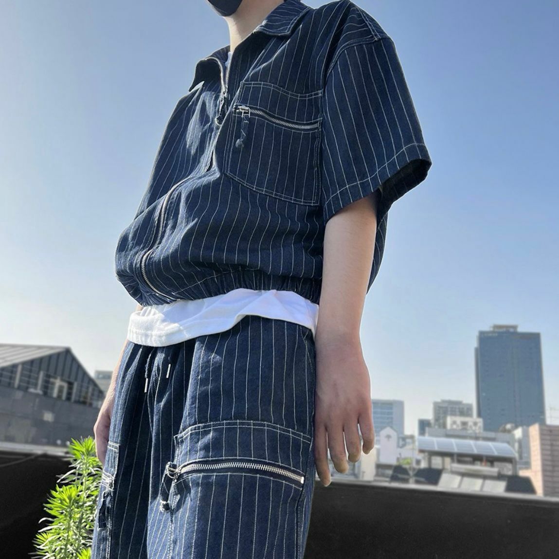 反領直紋短身拉鍊短袖外套 JK2522