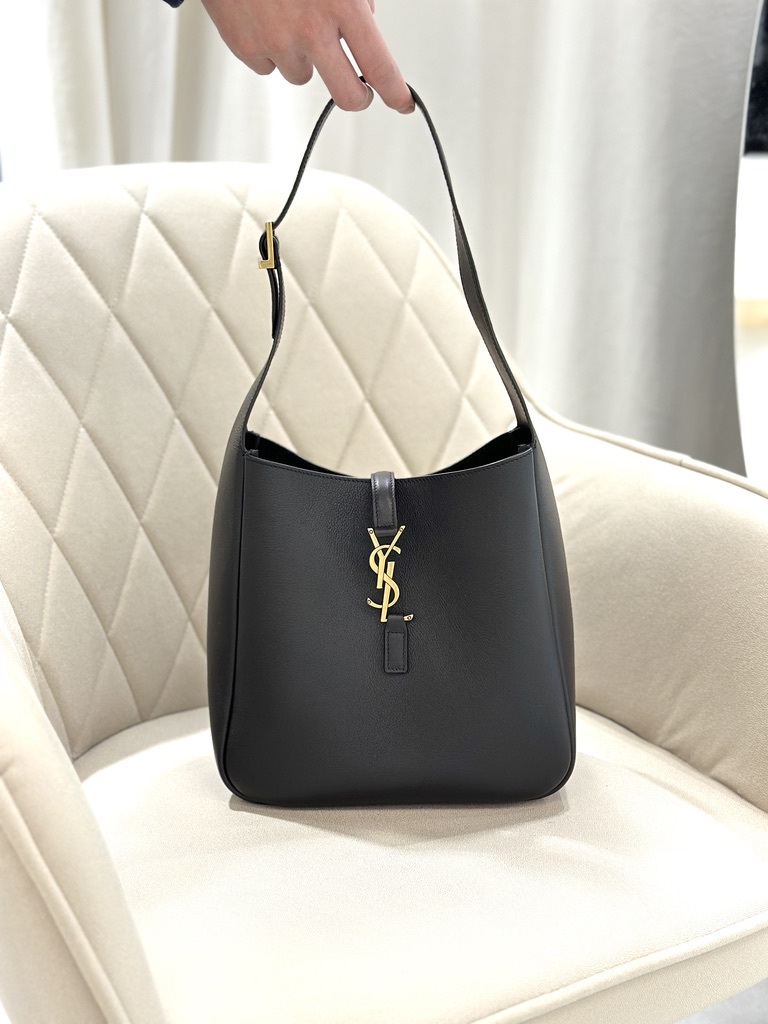 YSL LE 5 À 7 Supple Small Hobo