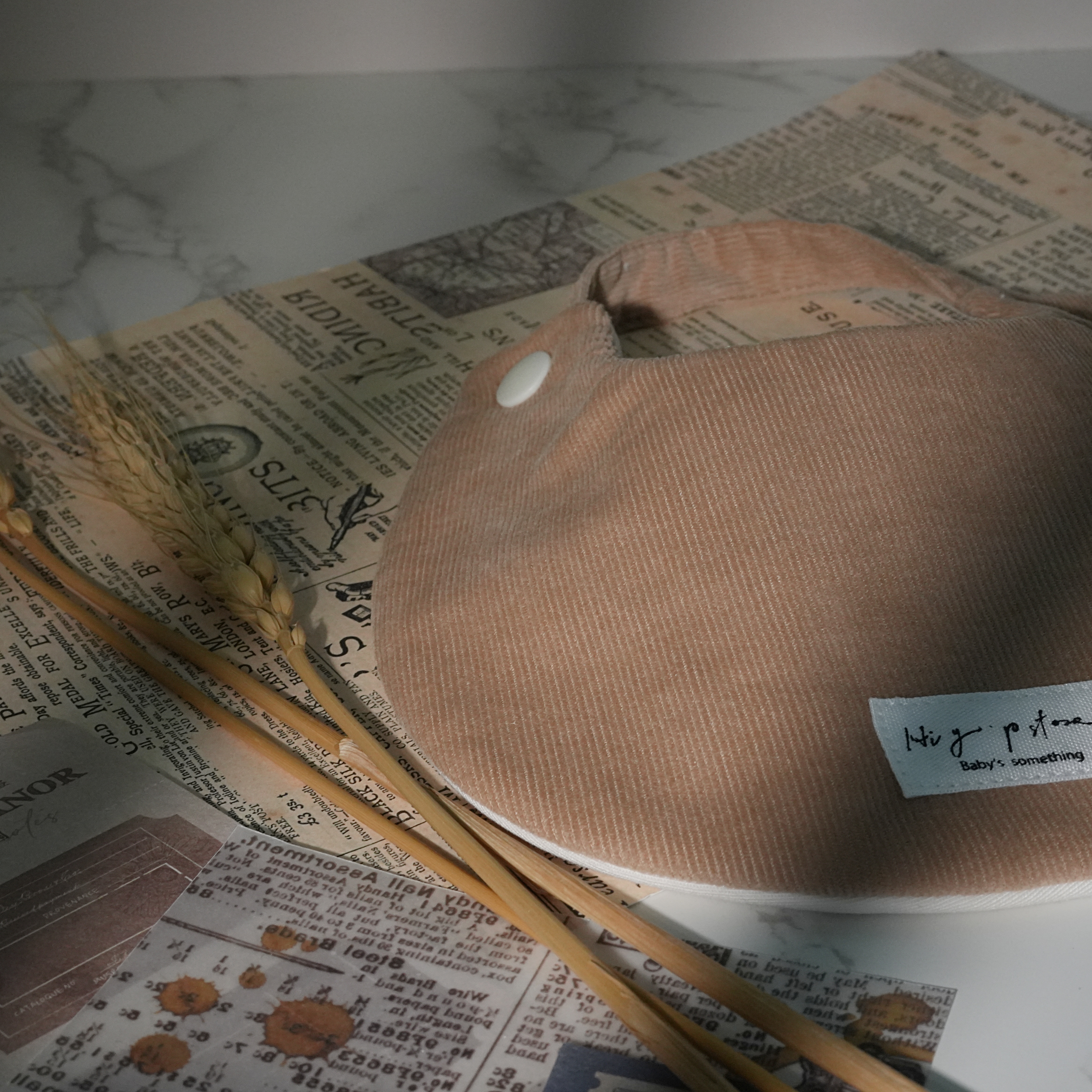 Hi Y.P store-手作圍兜-質感棕燈芯絨