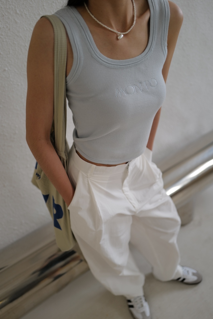 刺繡針織前圓弧粗肩背心*3色