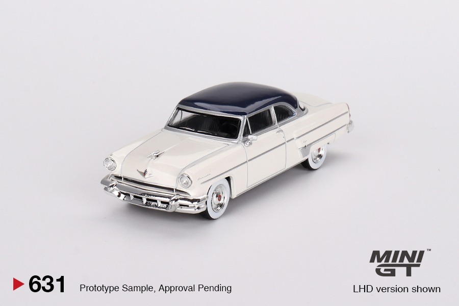Mini GT 1/64 Lincoln Capri 1954 Arctic White / Atlantic Blue LHD