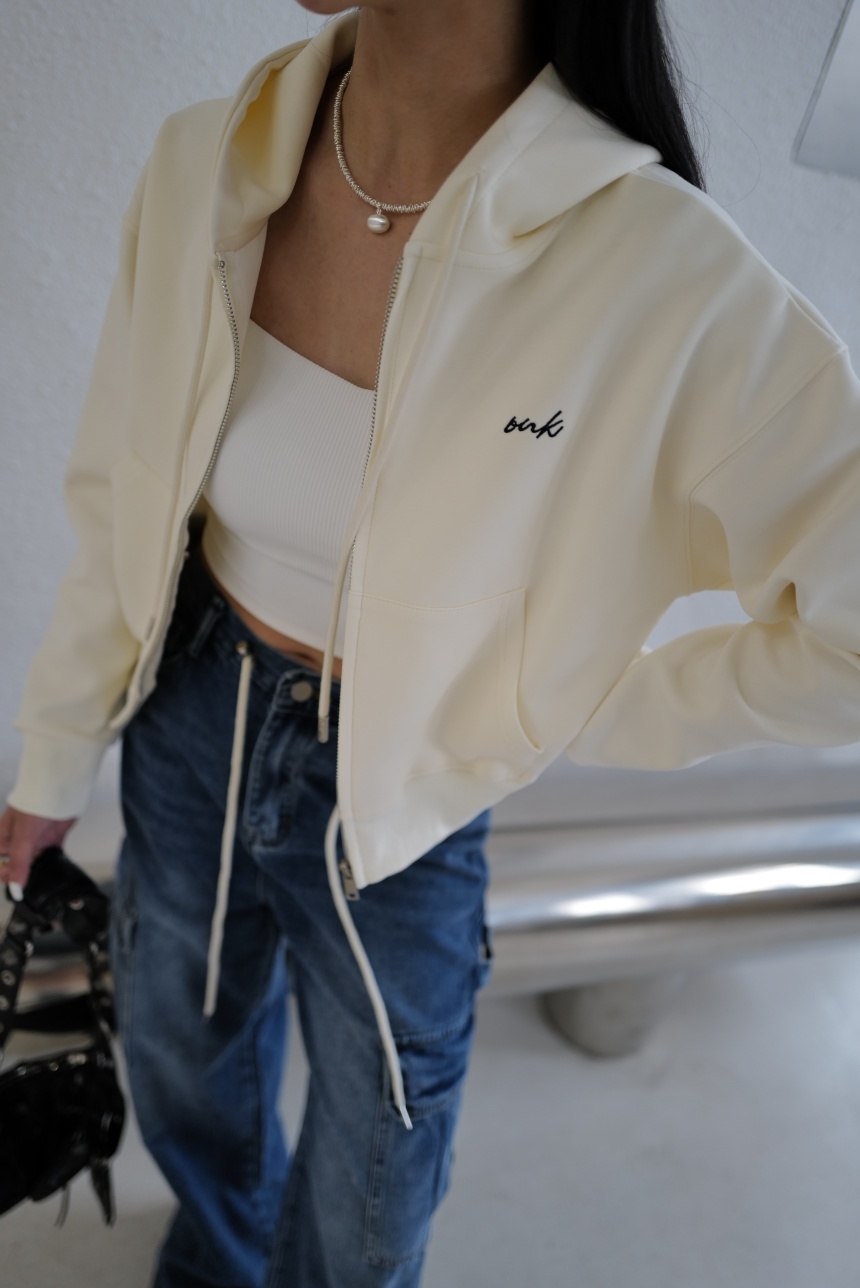 刺繡短版挺運動外套*5色