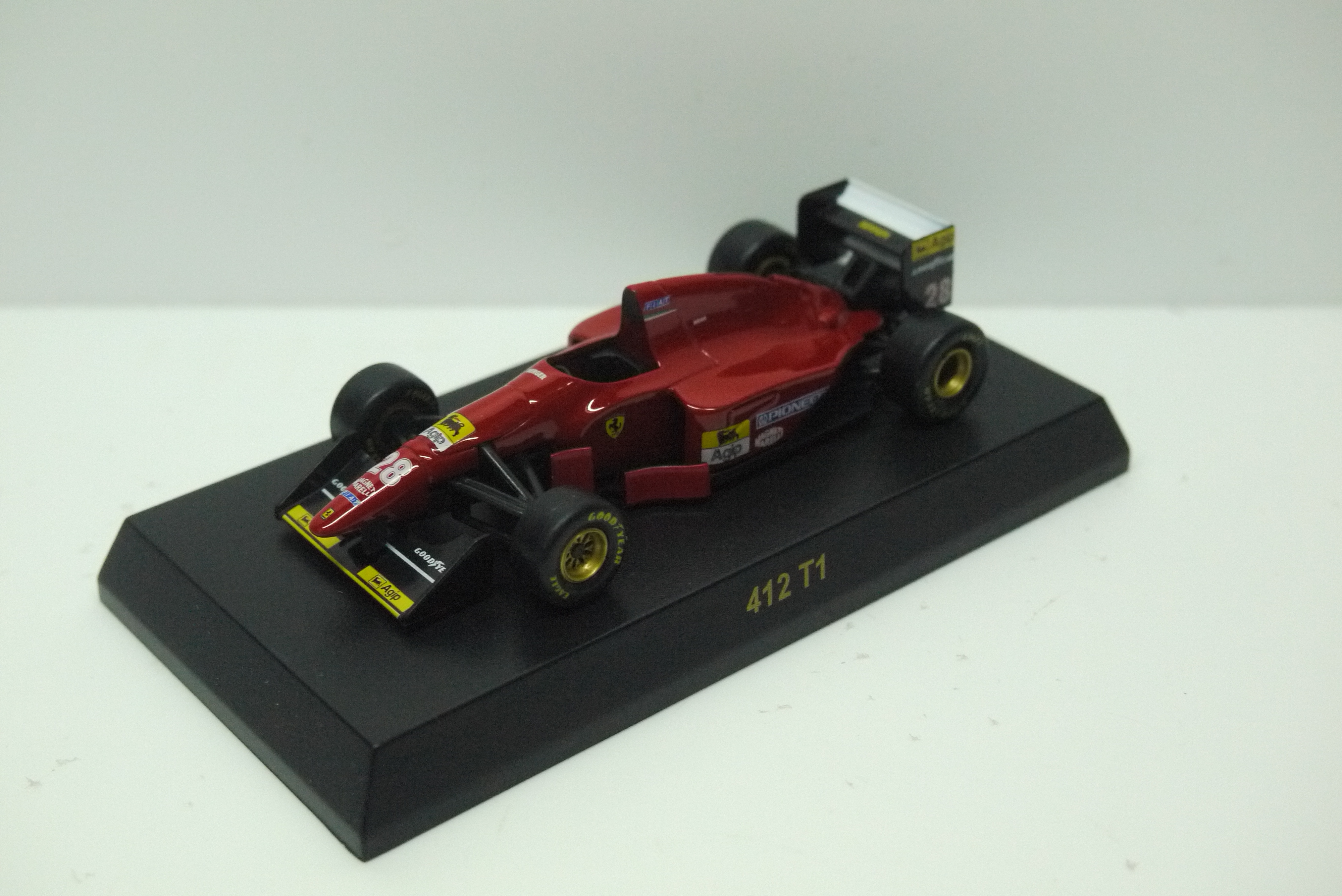 Kyosho Ferrari 412 T1 #28