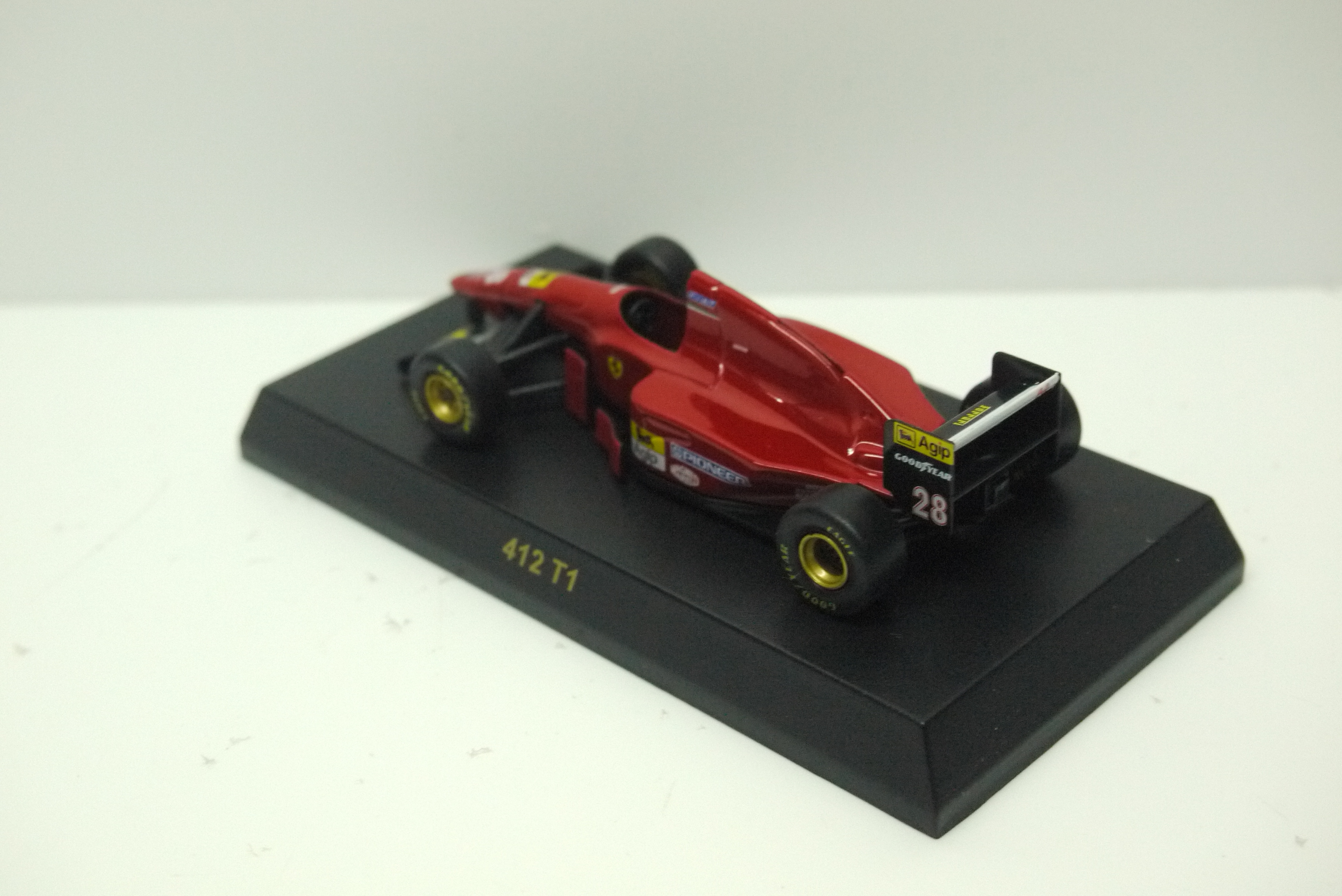 Kyosho Ferrari 412 T1 #28