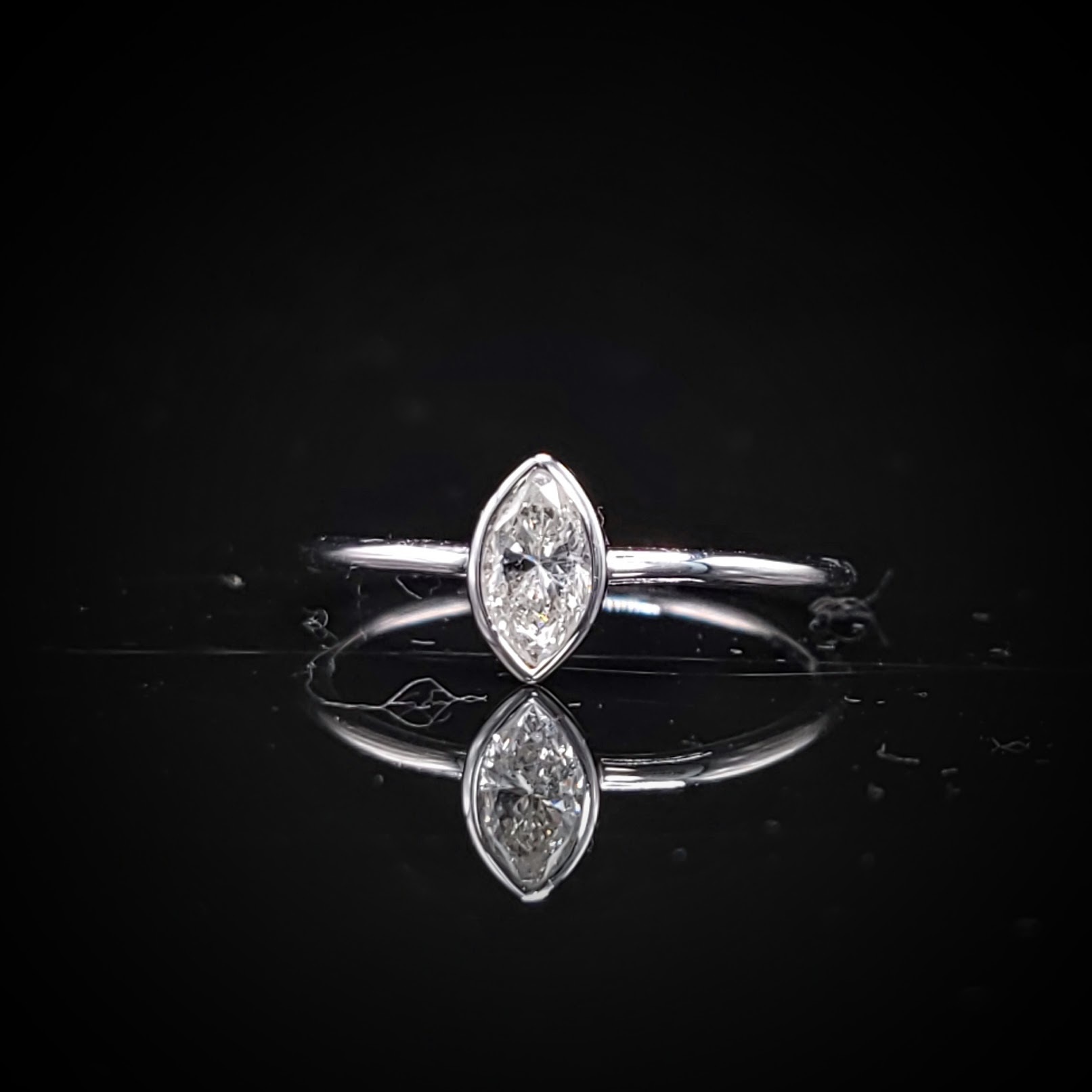 全新18K白金【單粒34份欖尖形鑽石】戒指