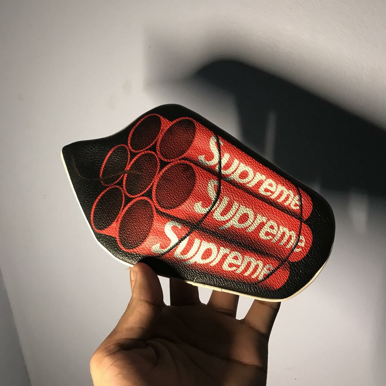 SUPREME UNDERCOVER DYNAMITE POUCH 卡片包手拿包零錢包小包