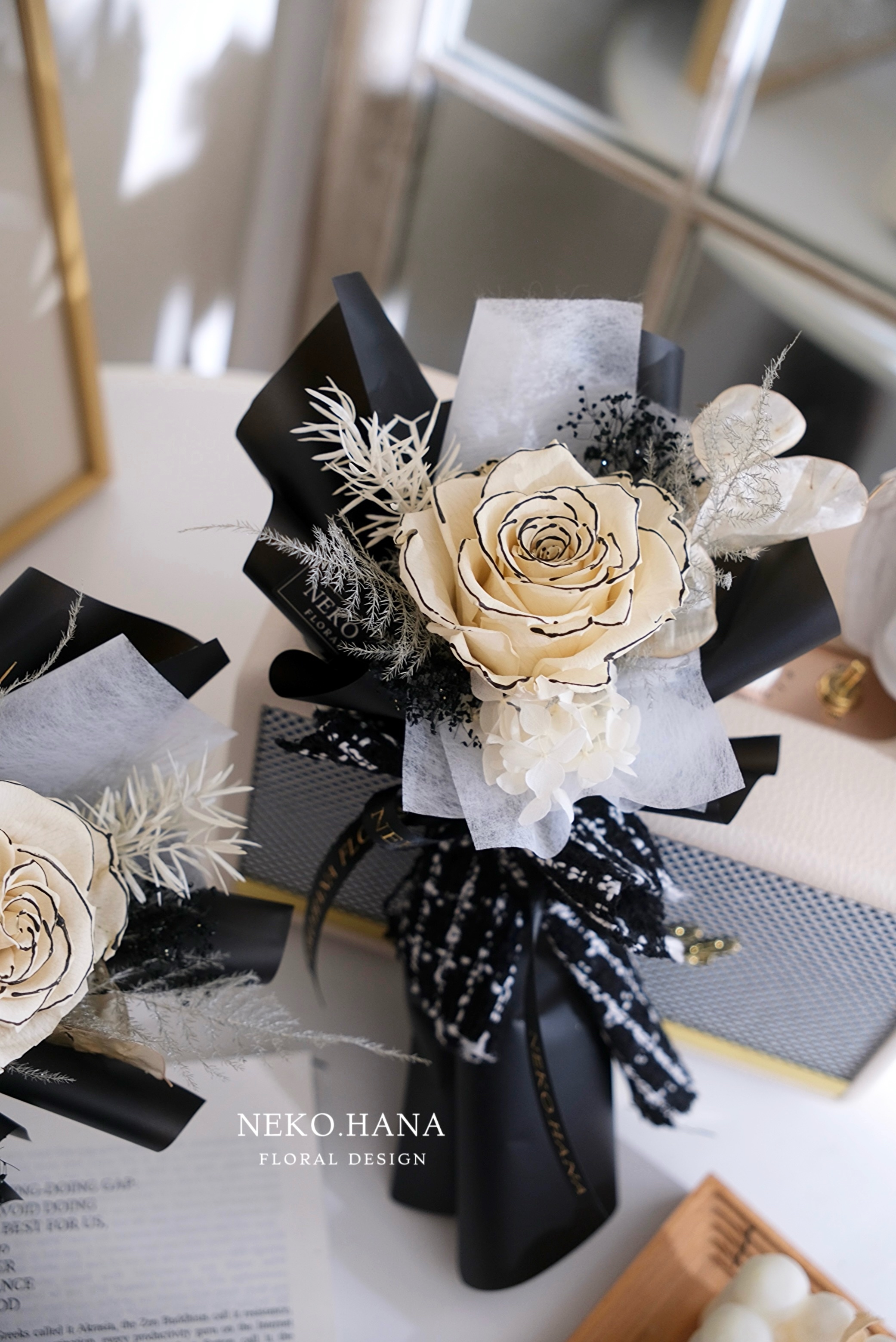 小香風永生玫瑰花束