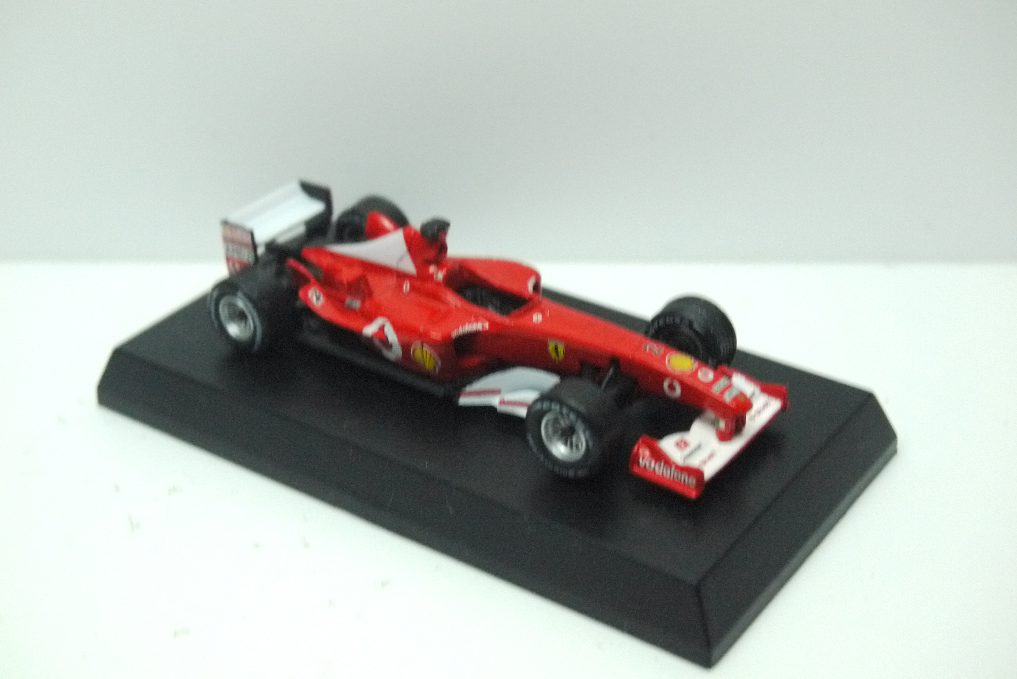 Kyosho 2003 Japanese GP Winner / Ferrari F2003 GA #8