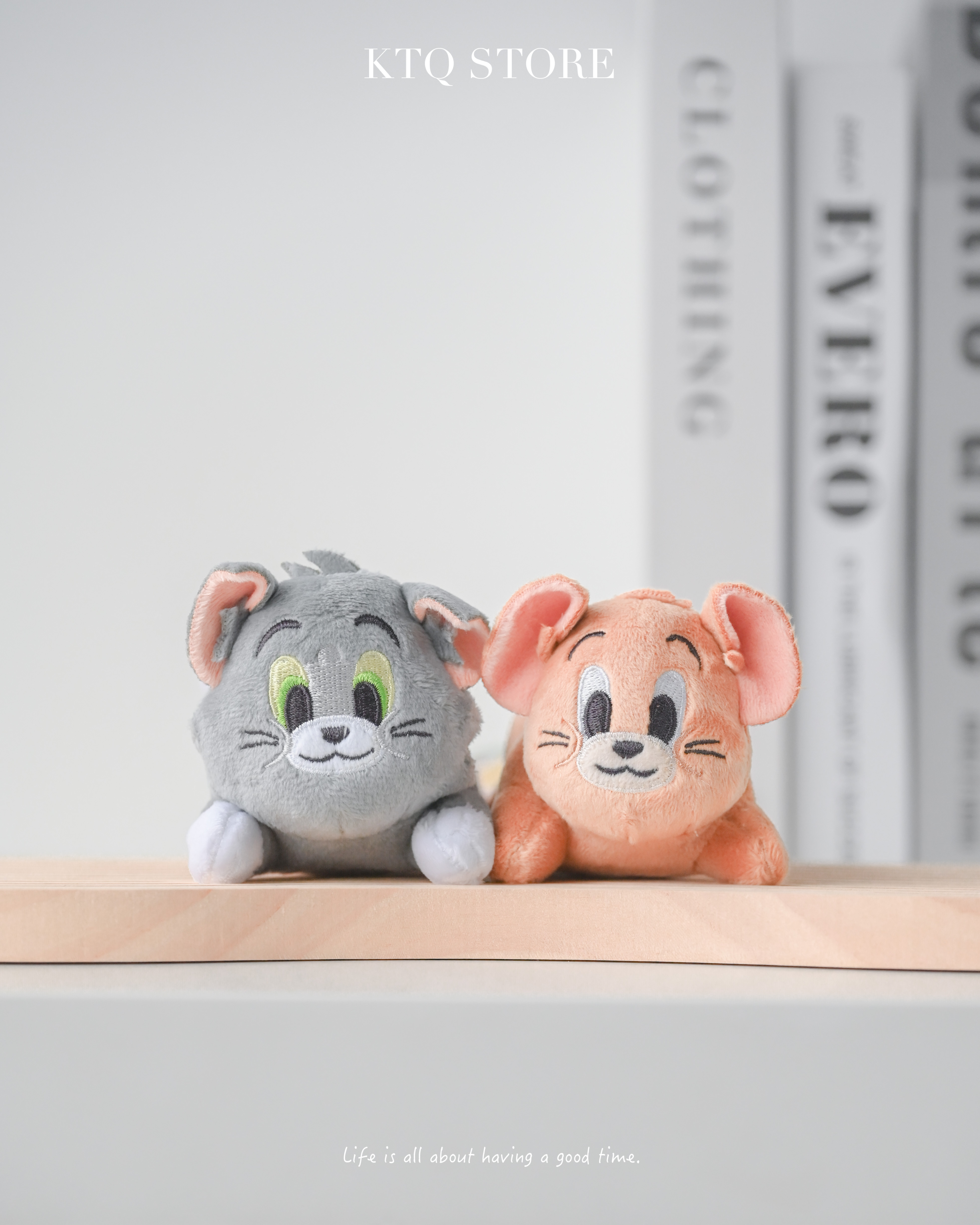 KTQ STORE ‧ 日本 Tom&Jerry 湯姆貓與傑利鼠 趴姿娃娃 073096