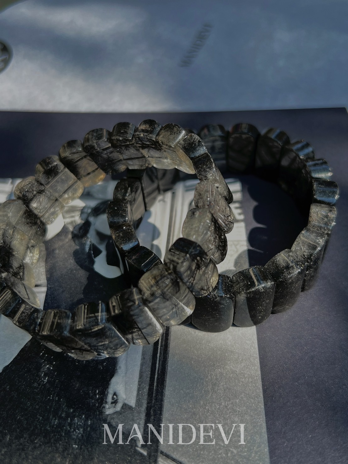 黑髮晶方磚手牌－「超強防禦頻率」