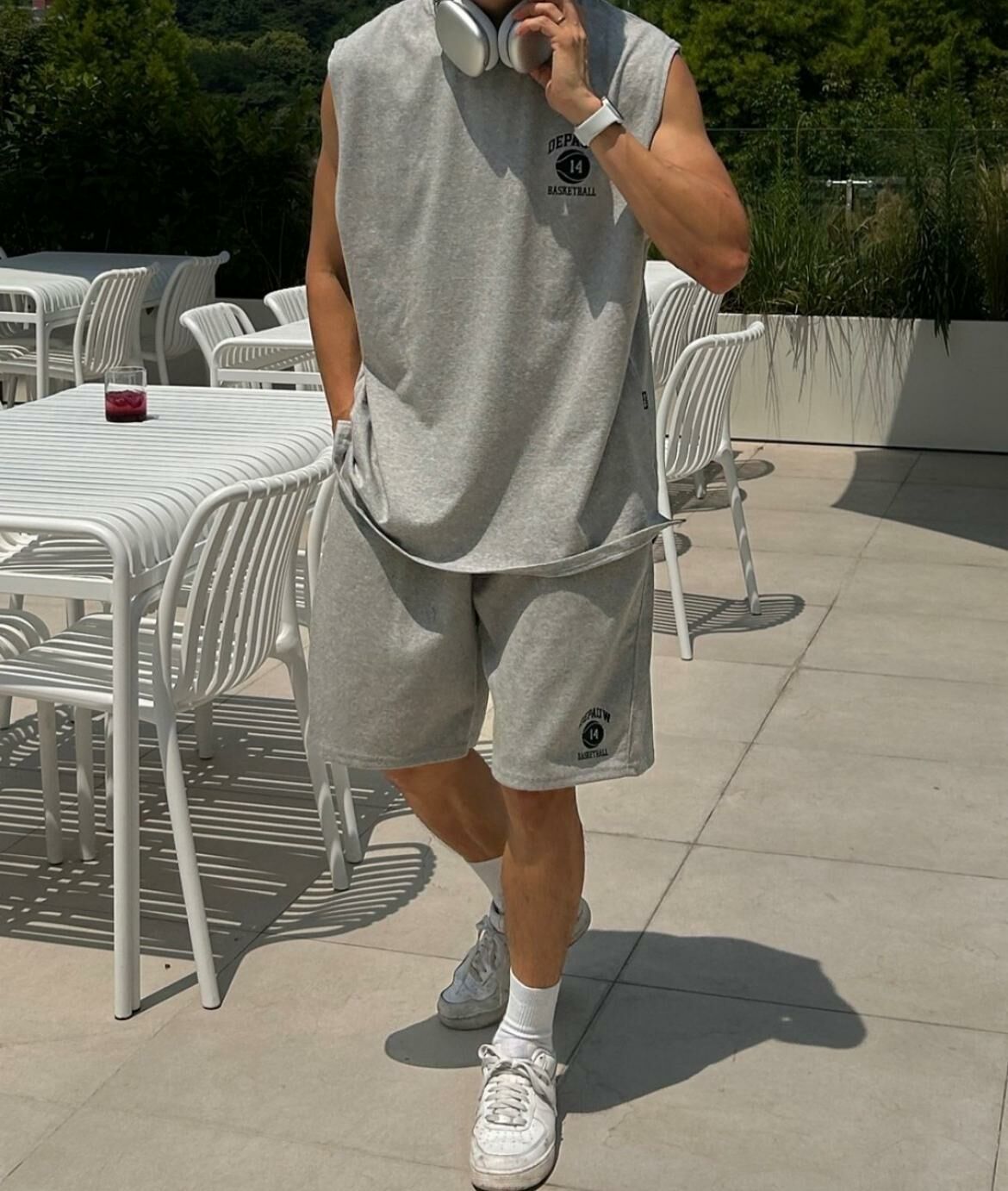 OverSize英文字圖案背心 V1095