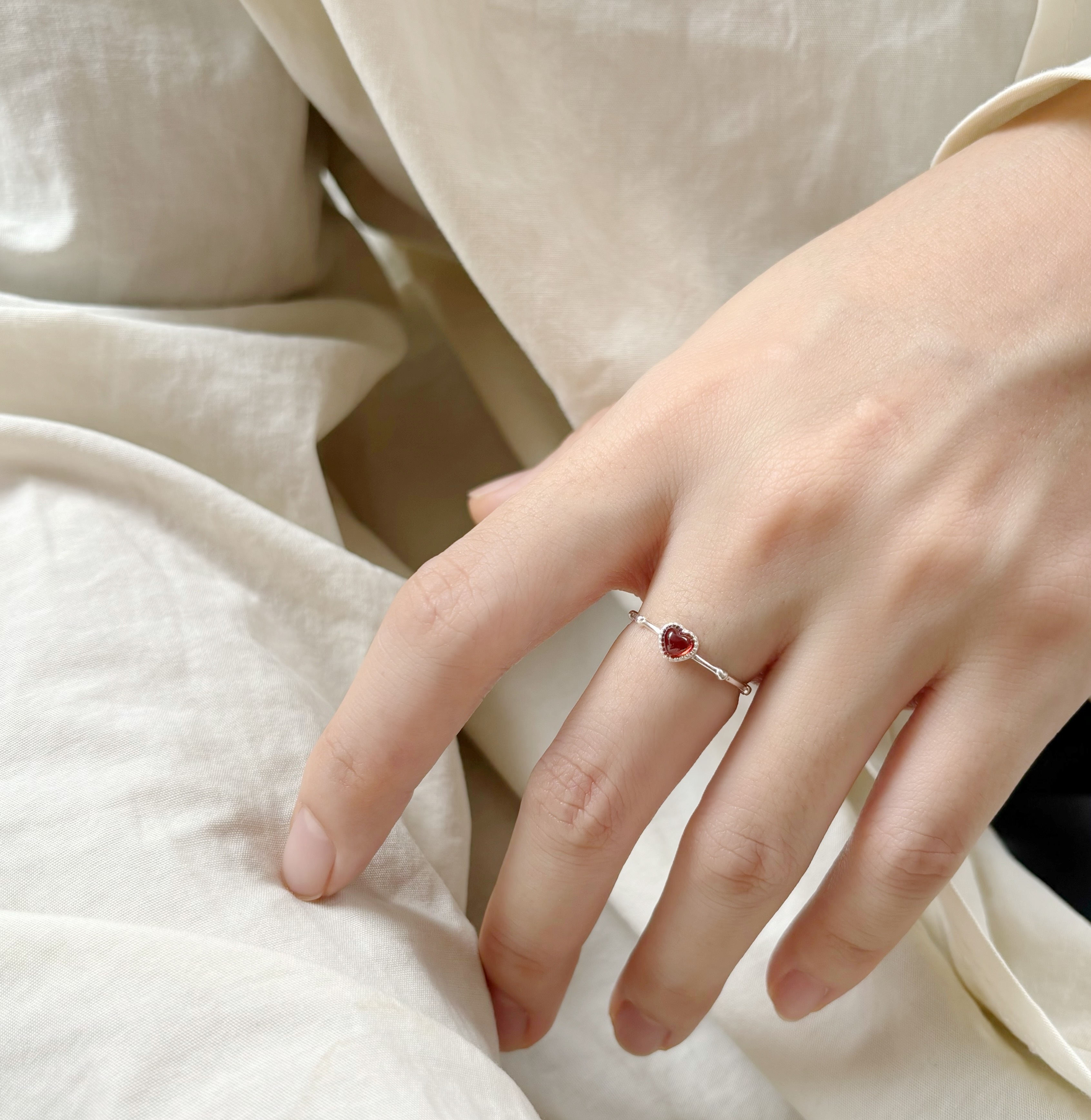 愛心蛋糕塔Rosary石榴石戒指