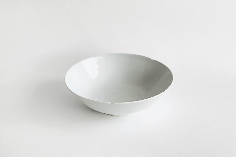 水野克俊 - 白磁輪花7寸缽