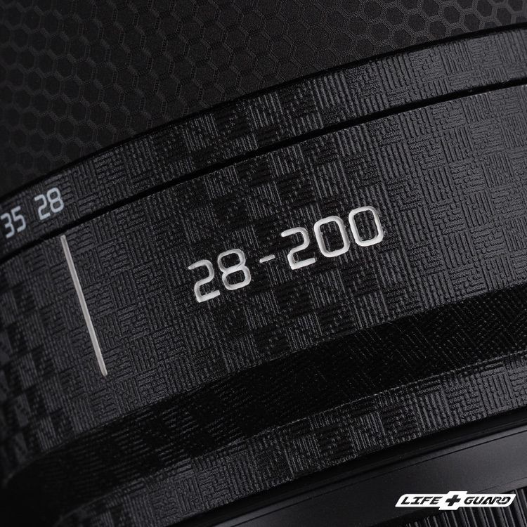 LIFE+GUARD 鏡頭貼膜安裝示意，適用 Panasonic LUMIX S 28-200mm F4-7.1