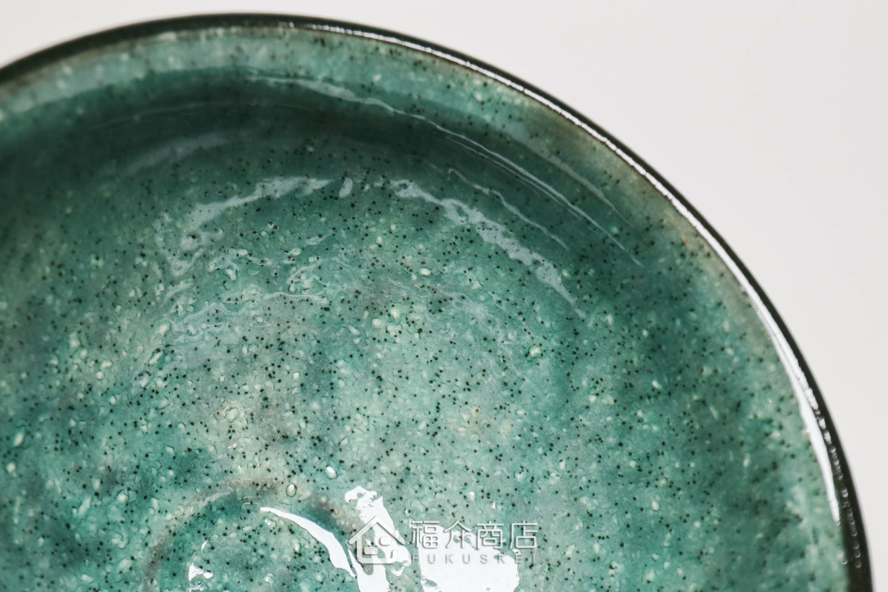 盛裝抹茶用的黑色與藍綠色的抹茶杯碗350cc