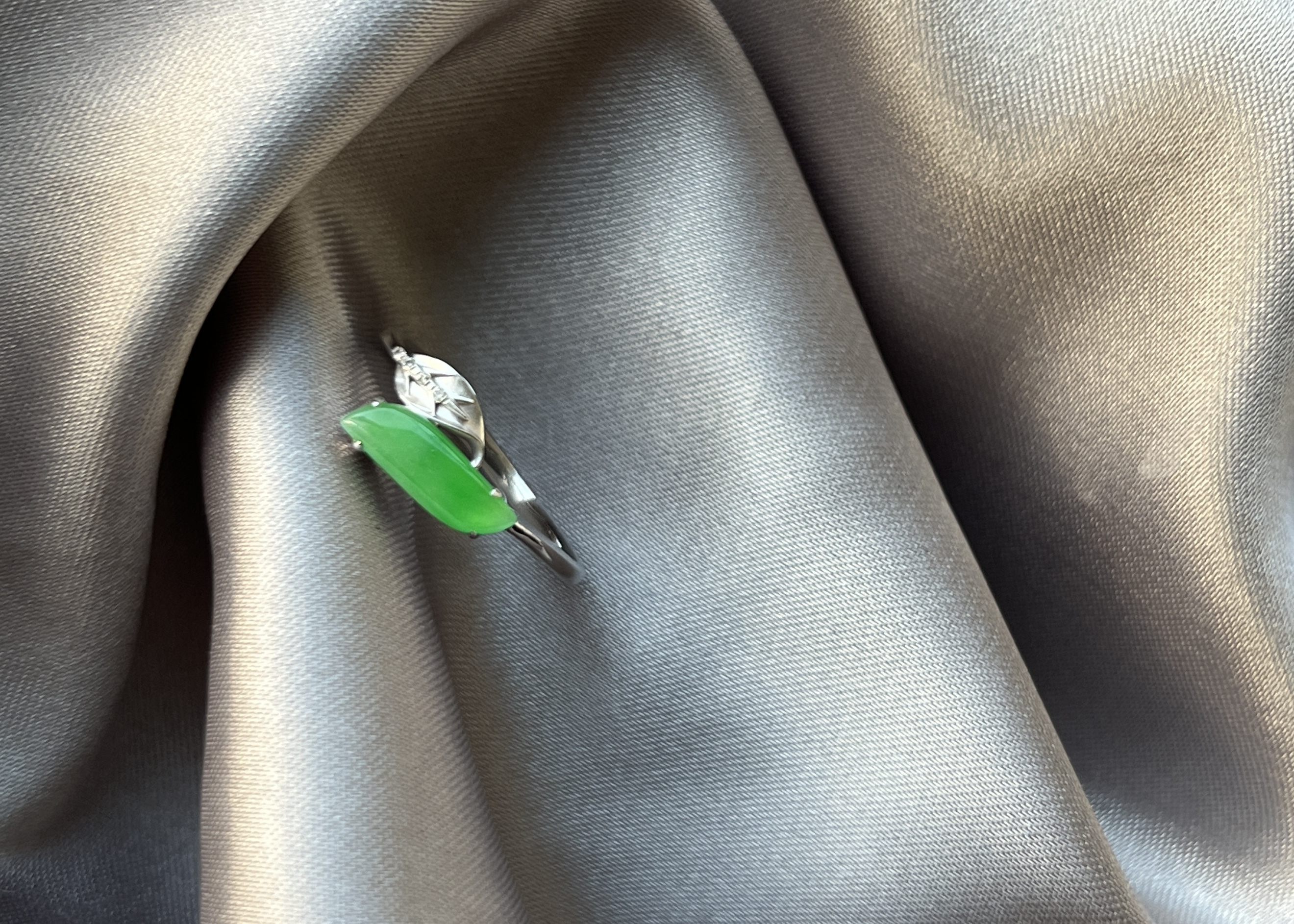 方圓設計系列-陽綠鑽戒18K