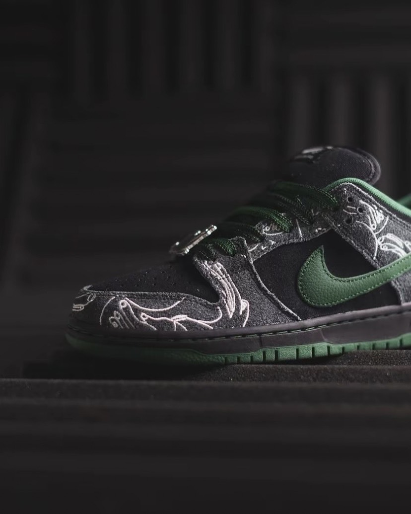 There Skateboards x Nike Dunk SB 防滑耐磨 低帮 板鞋 男女同款 黑绿 HF7743-001