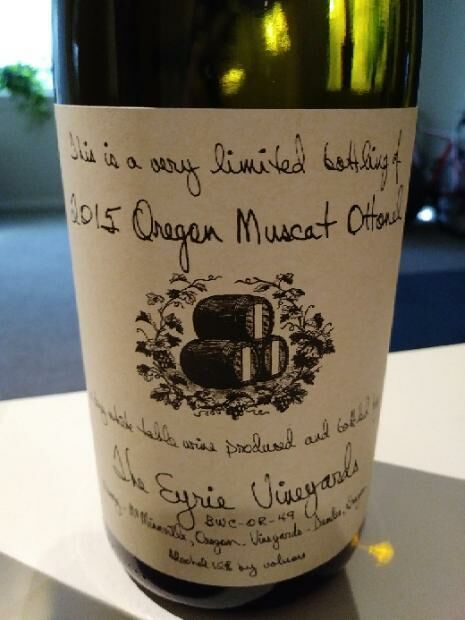 Eyrie Vineyards Muscat Ottonel 2016 (RP91)