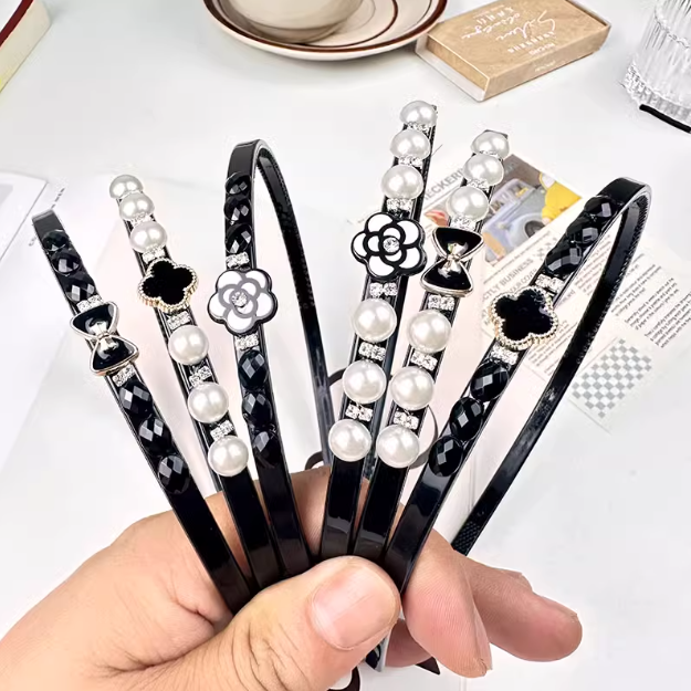 [2 FOR RM10] New Sparkling Rhinestone Pearl Clover Thin Headband