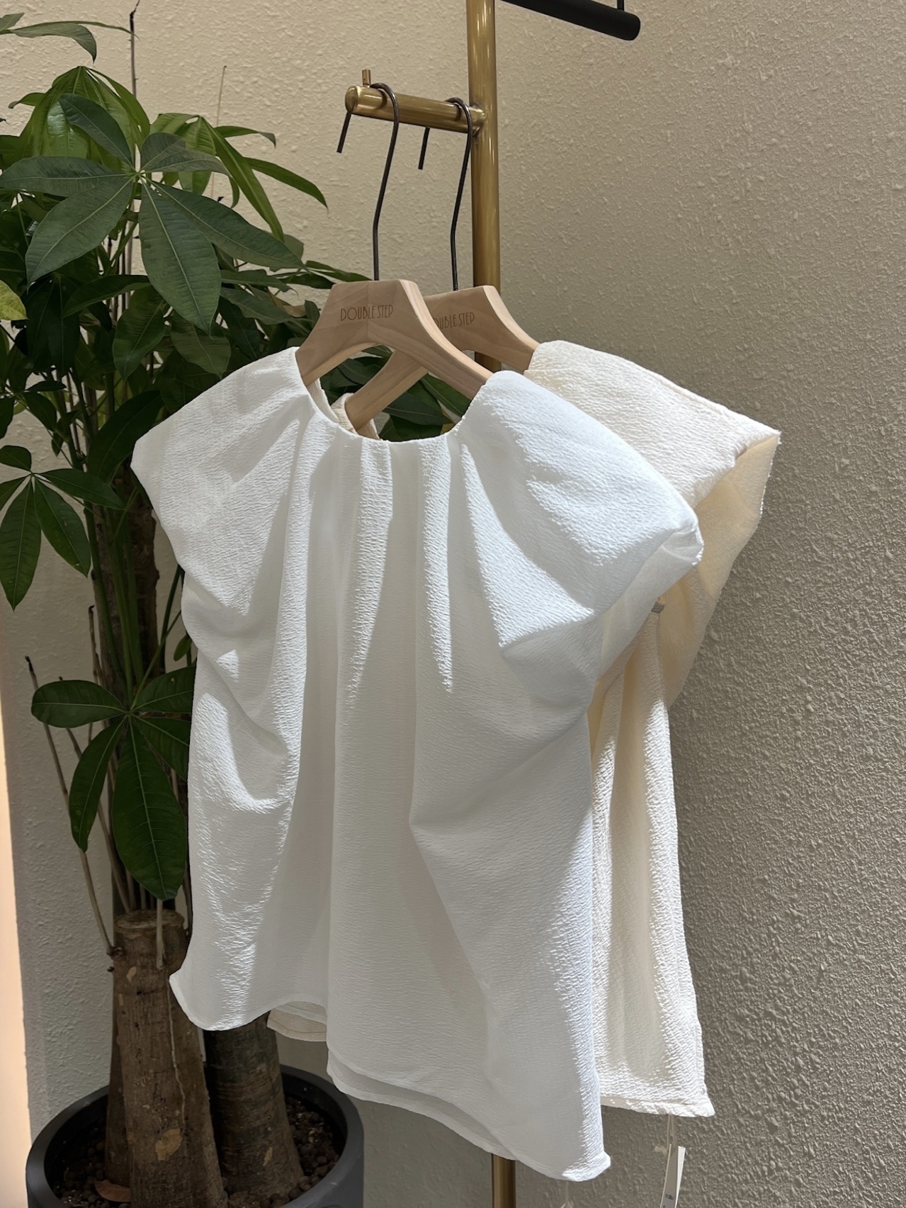 立體翼袖上衣 - 10261